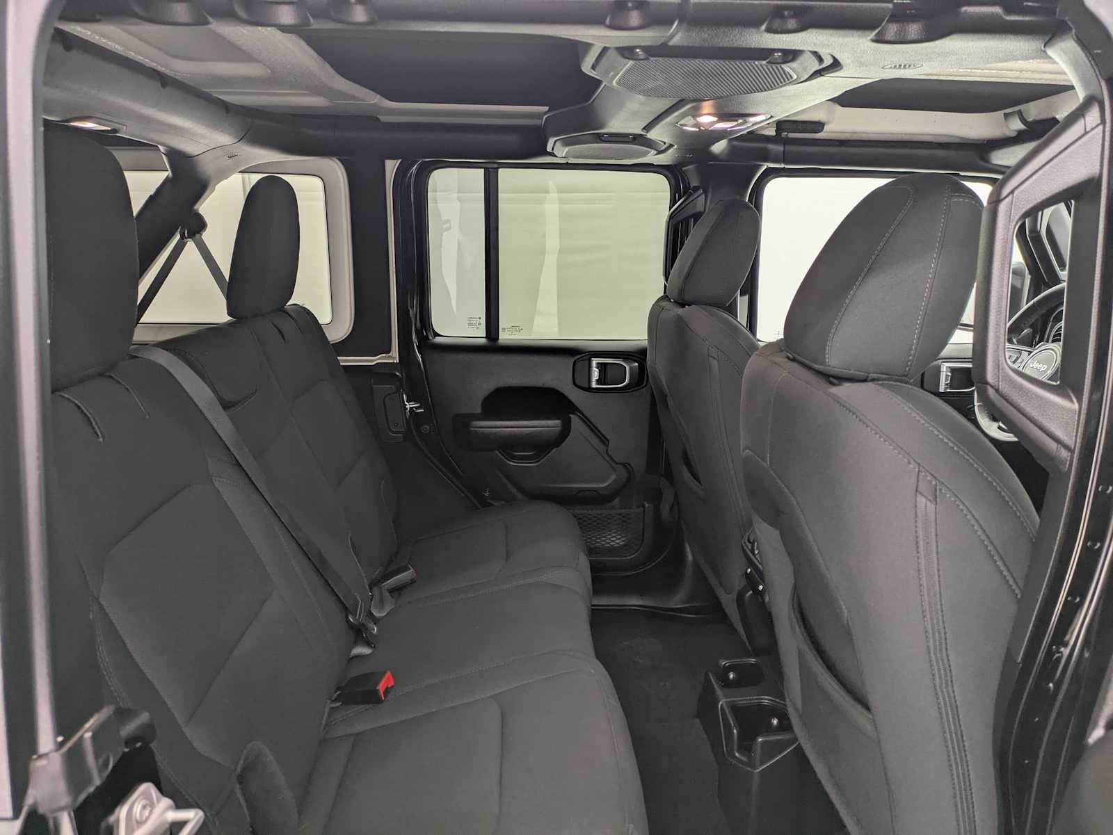 Thumbnail: 2022 Jeep Wrangler - 20