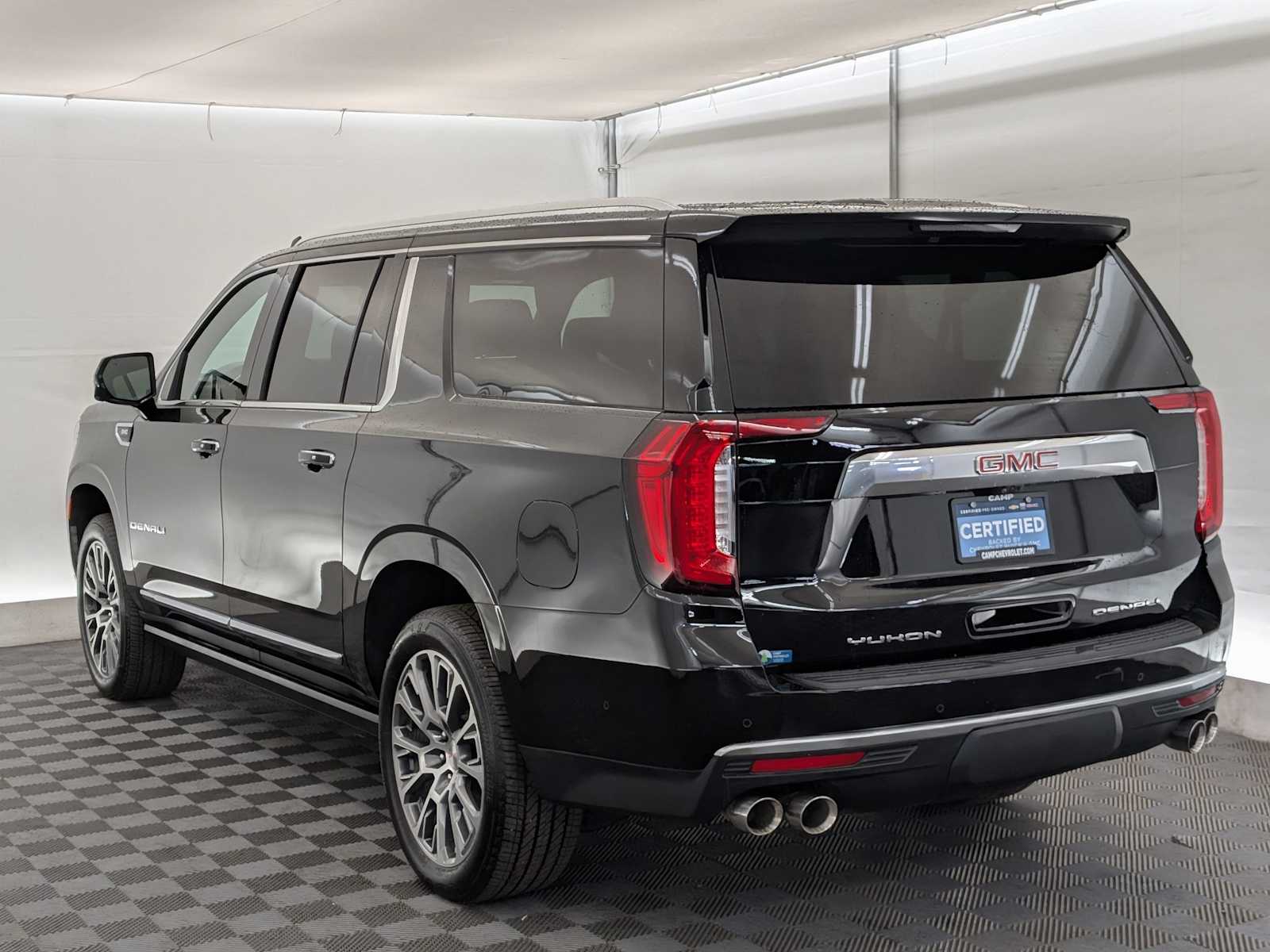 2023 Gmc Yukon XL Denali photo 3