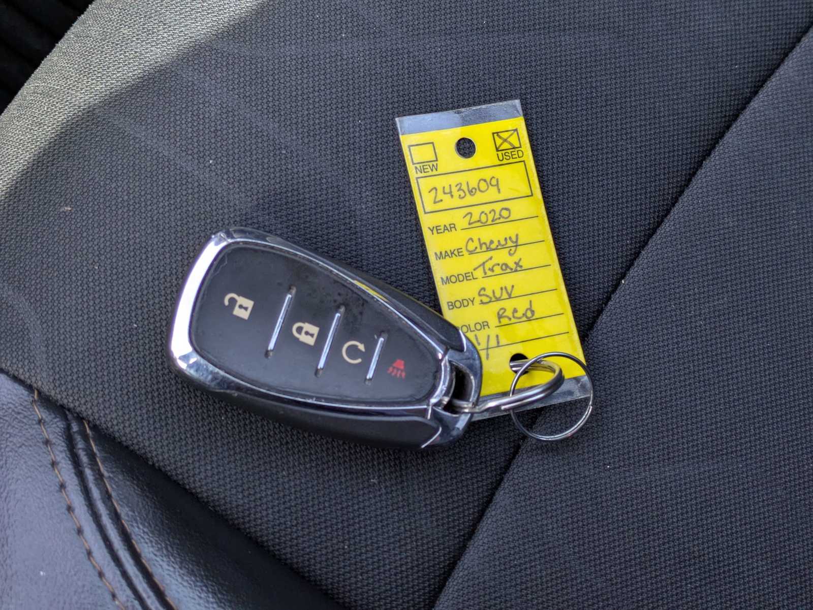 Thumbnail: 2020 Chevrolet Trax - 34