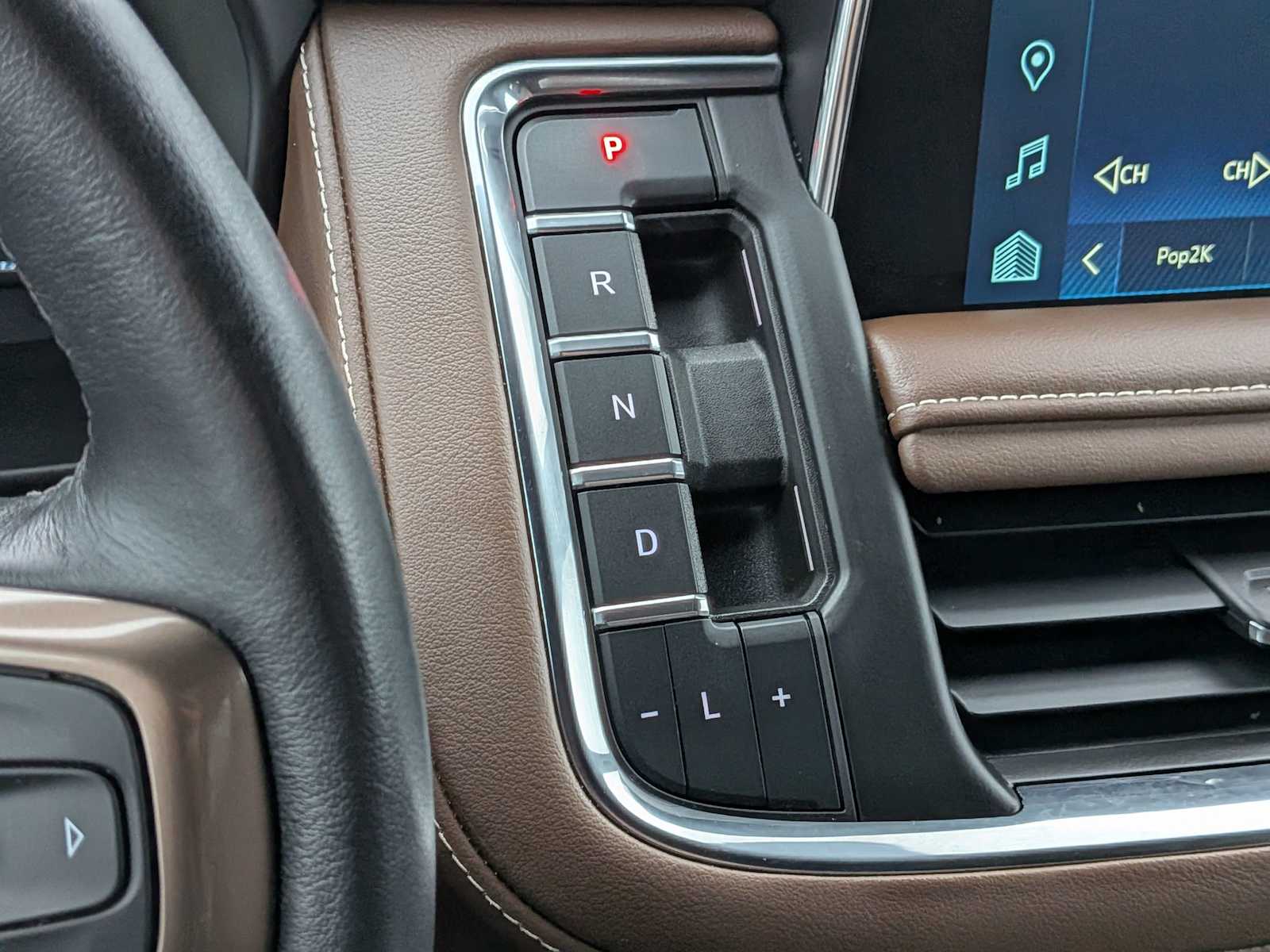 Thumbnail: 2022 Chevrolet Tahoe - 31