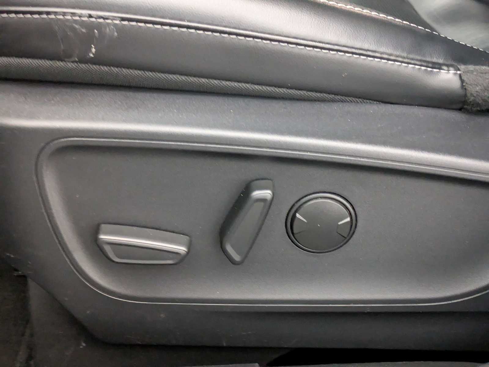 Thumbnail: 2025 Ford Escape - 18