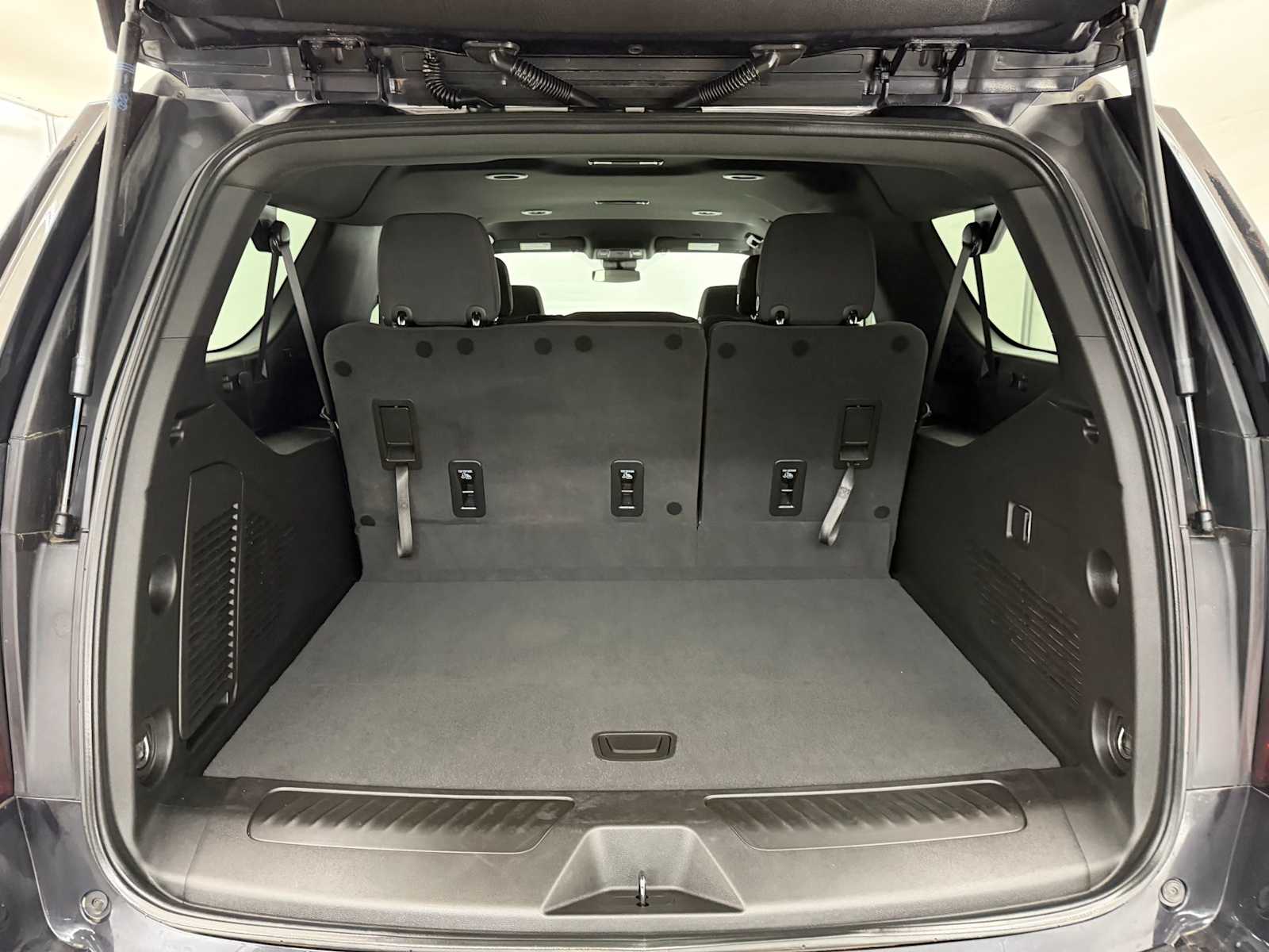 Thumbnail: 2024 GMC Yukon XL - 32