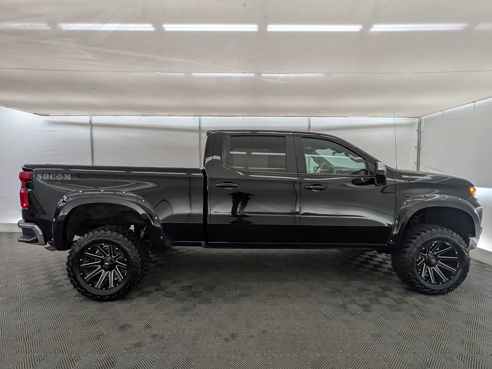 Thumbnail: 2023 Chevrolet Silverado 1500 - 7