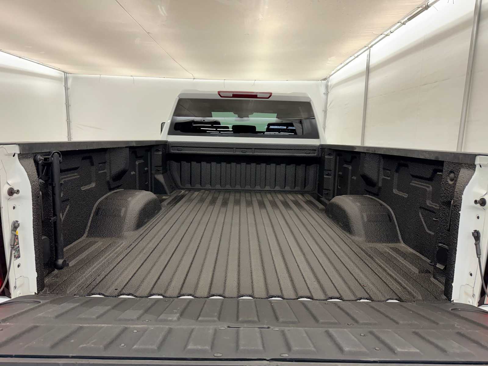 Thumbnail: 2025 GMC Sierra 3500 - 34