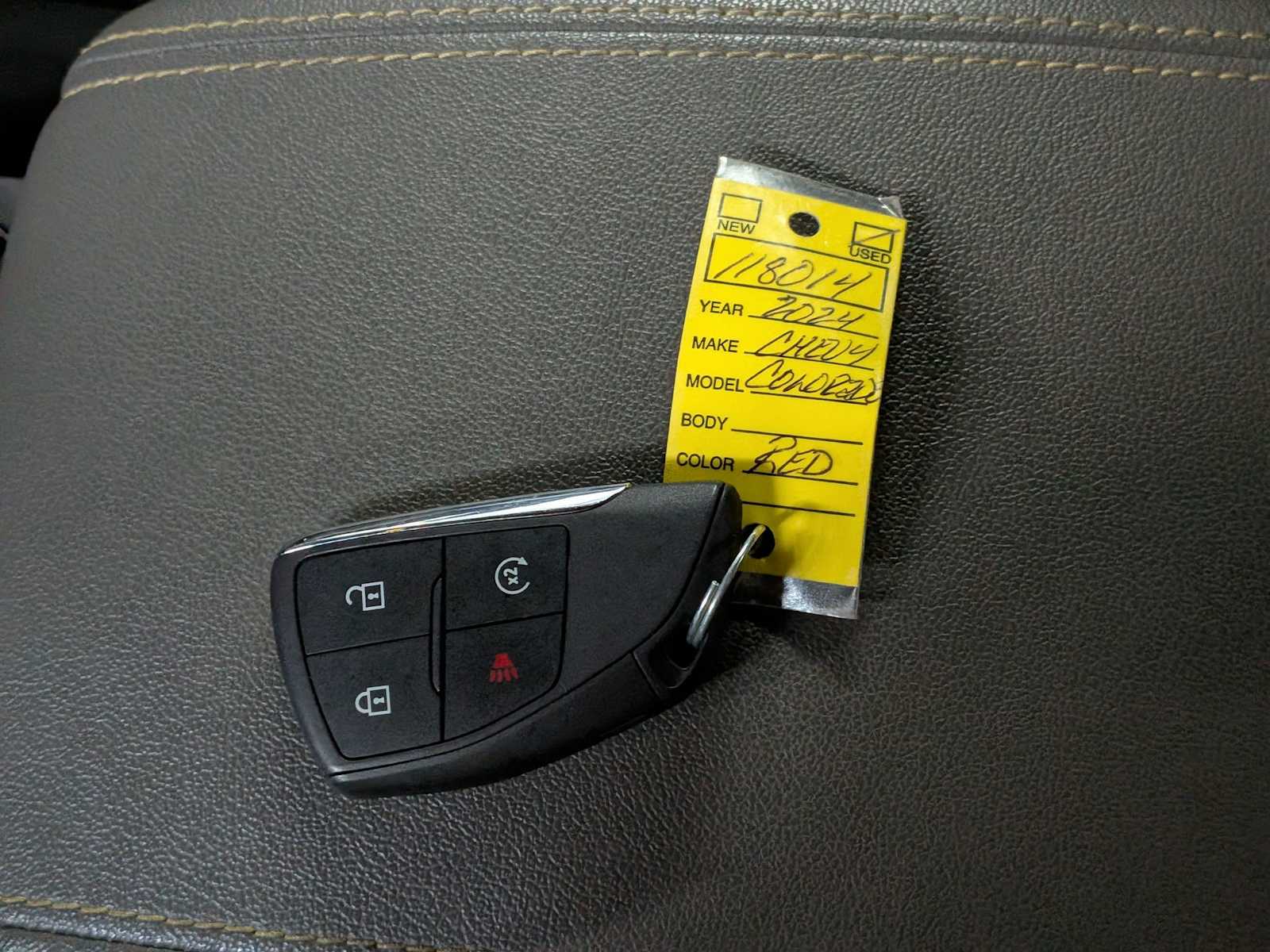 Thumbnail: 2024 Chevrolet Colorado - 36