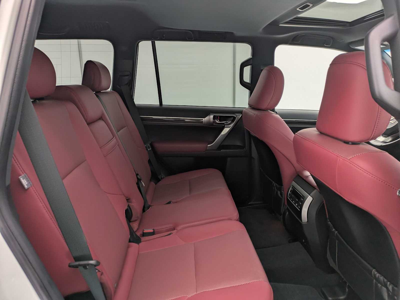 Thumbnail: 2023 Lexus GX - 21