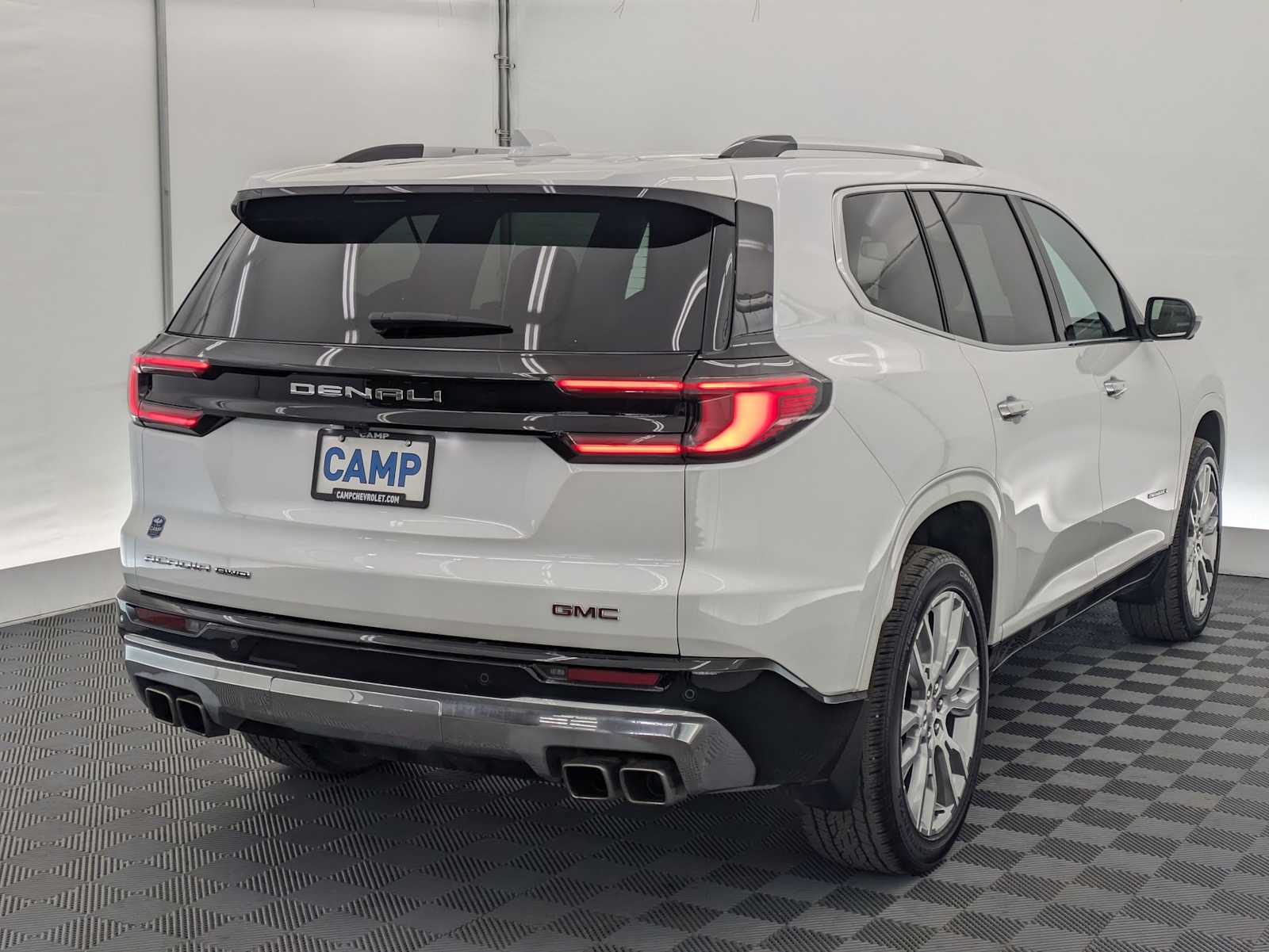Thumbnail: 2024 GMC Acadia - 6