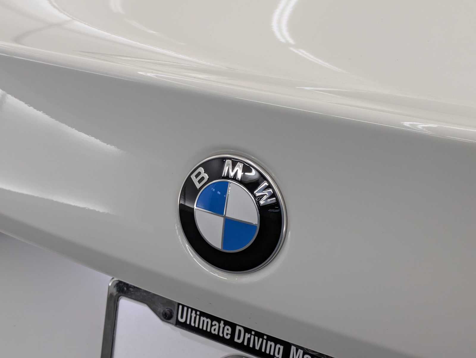 Thumbnail: 2025 BMW 5 Series - 11