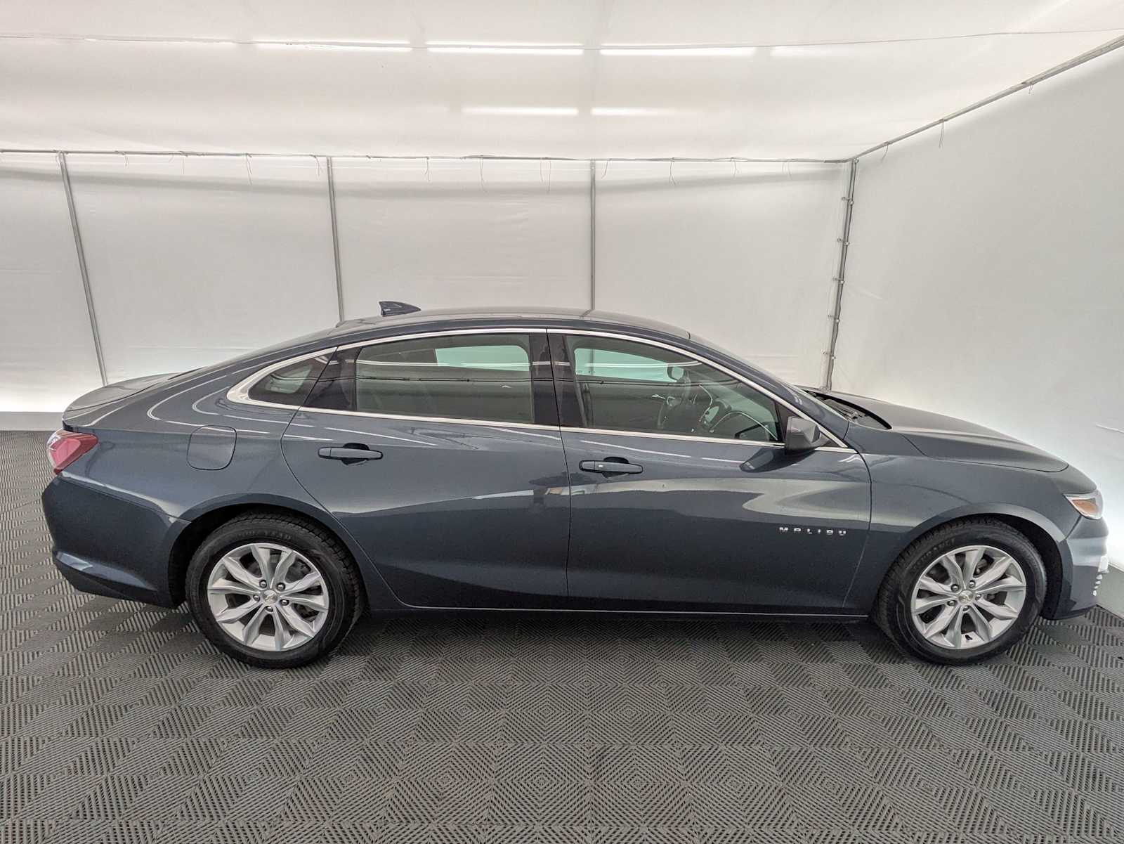 Thumbnail: 2020 Chevrolet Malibu - 7