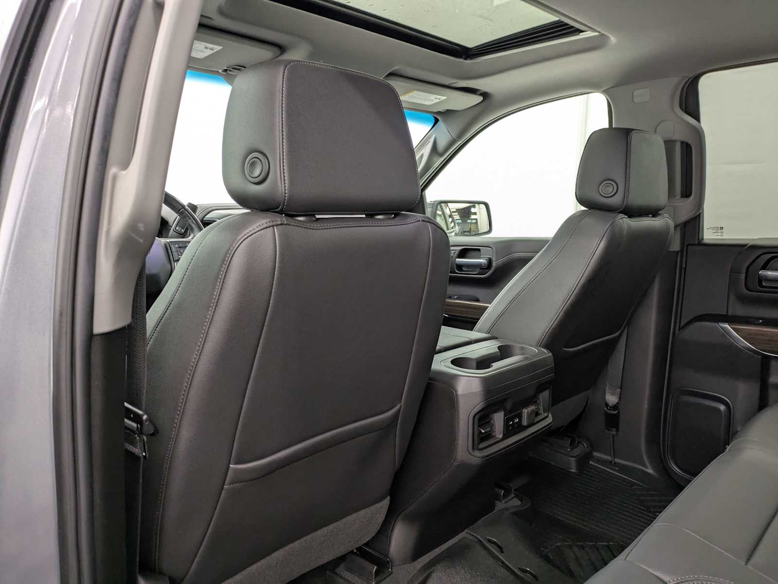 Thumbnail: 2022 Chevrolet Silverado 1500 - 20