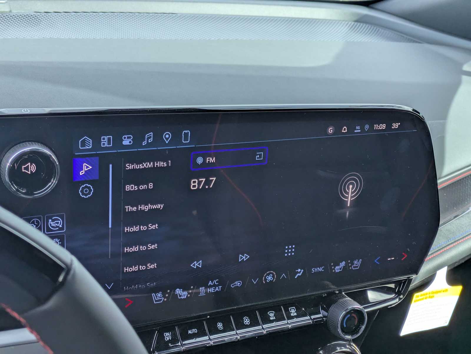 Thumbnail: 2026 Chevrolet Blazer EV - 30