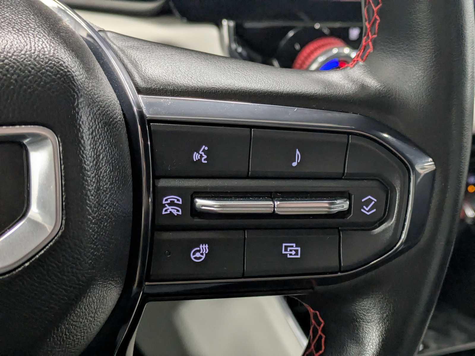 Thumbnail: 2024 GMC Canyon - 26