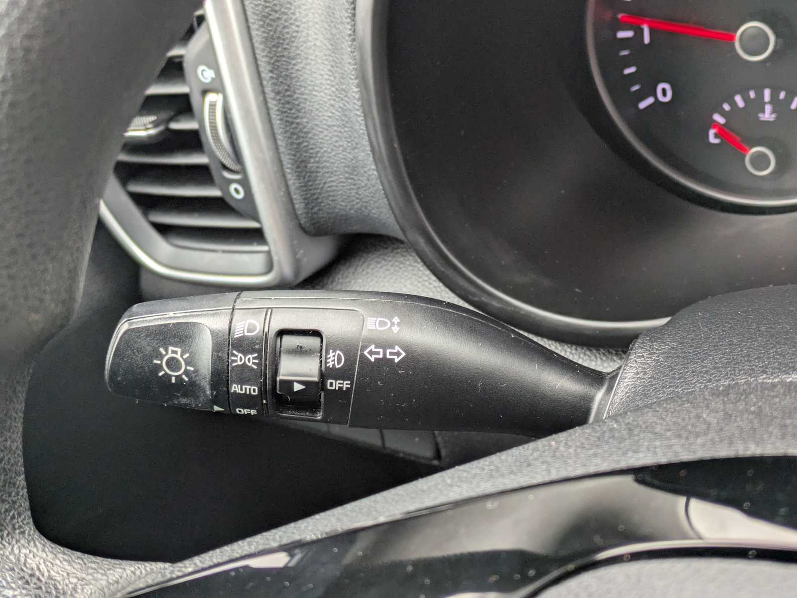 Thumbnail: 2020 Kia Sportage - 26