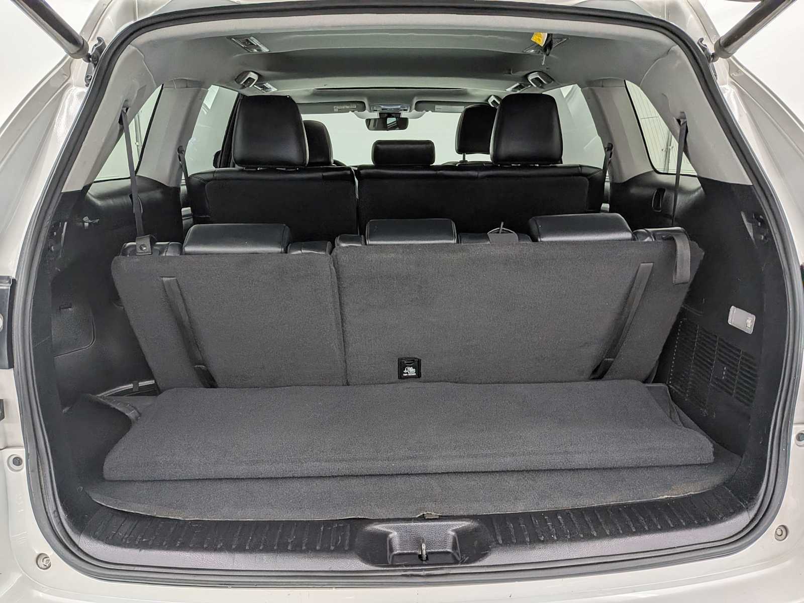 Thumbnail: 2019 Toyota Highlander - 35