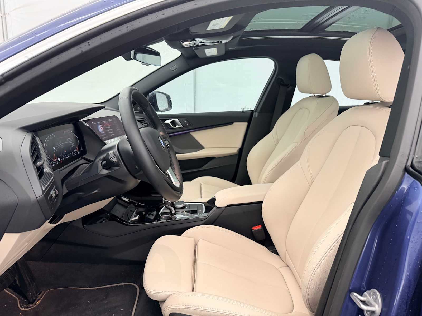 Thumbnail: 2024 BMW 2 Series - 17