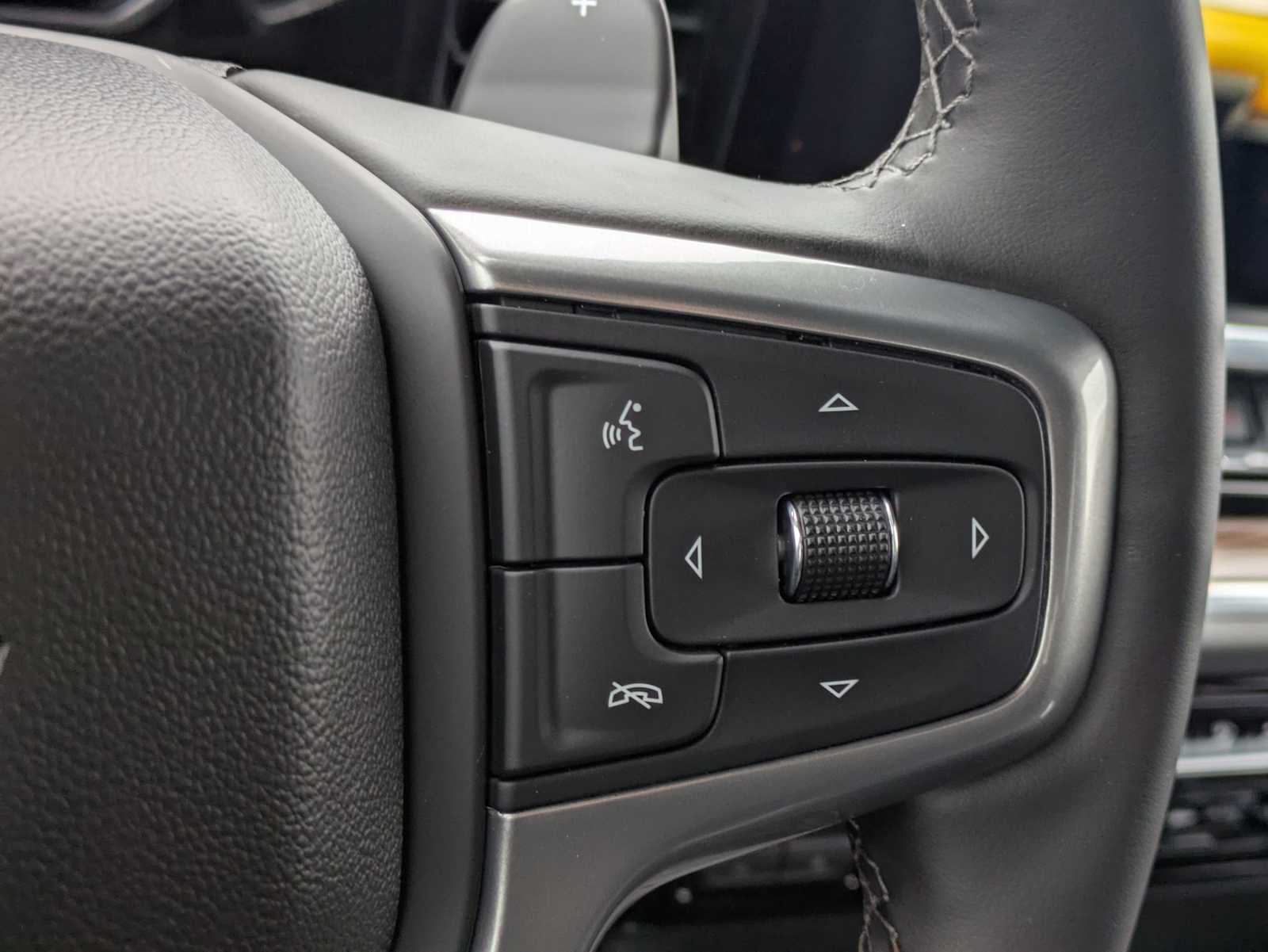 Thumbnail: 2026 Chevrolet Silverado 1500 - 26