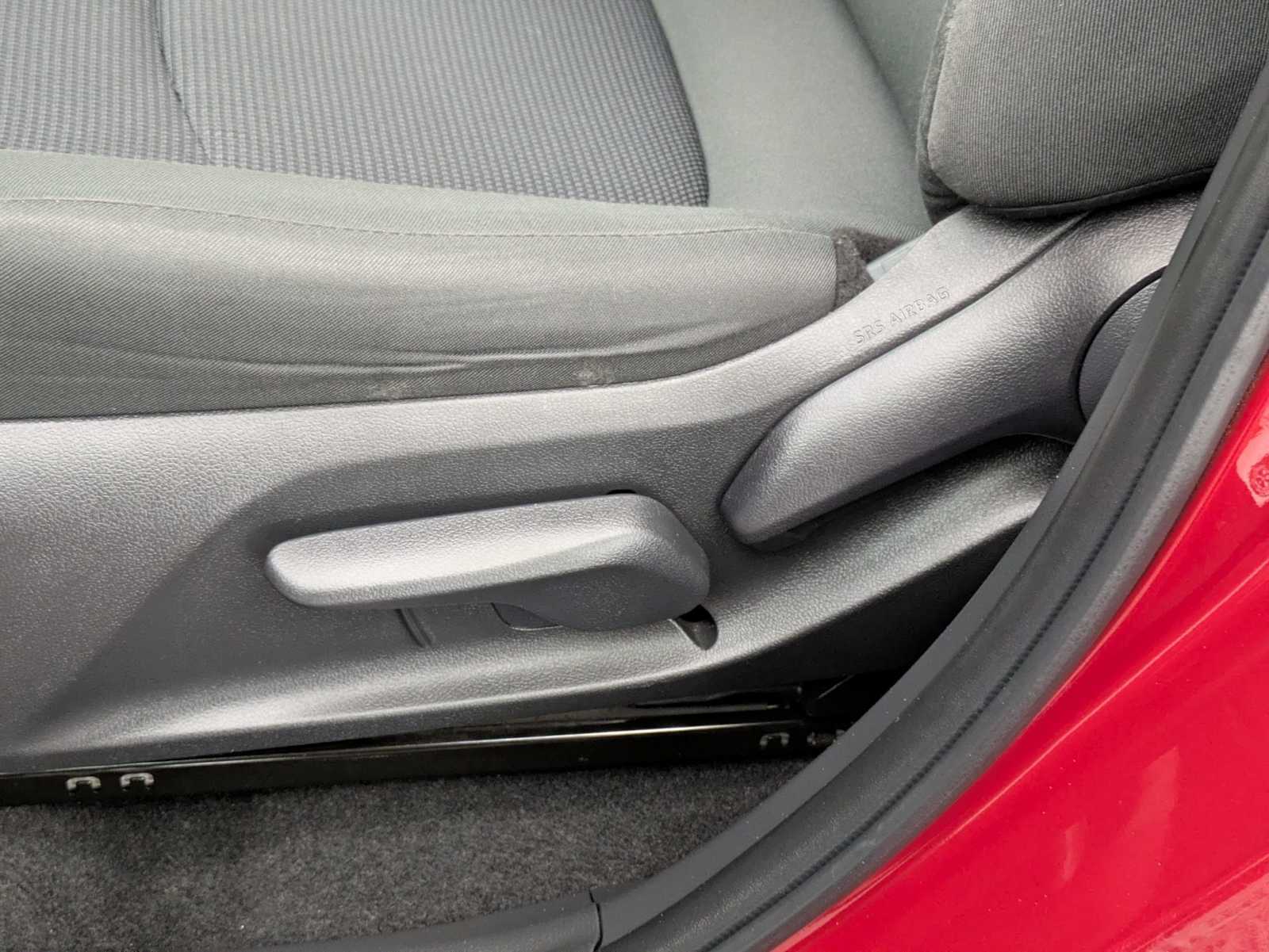 Thumbnail: 2024 Toyota RAV4 - 16