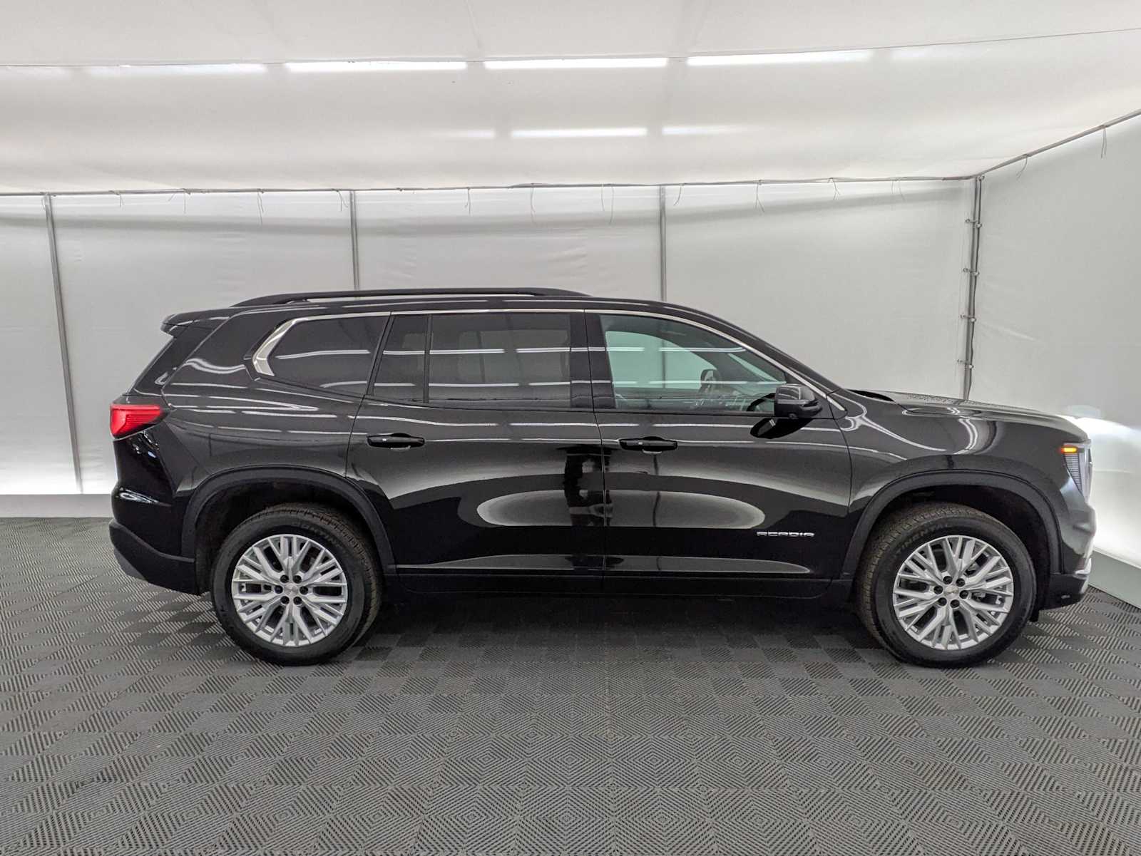 Thumbnail: 2025 GMC Acadia - 7