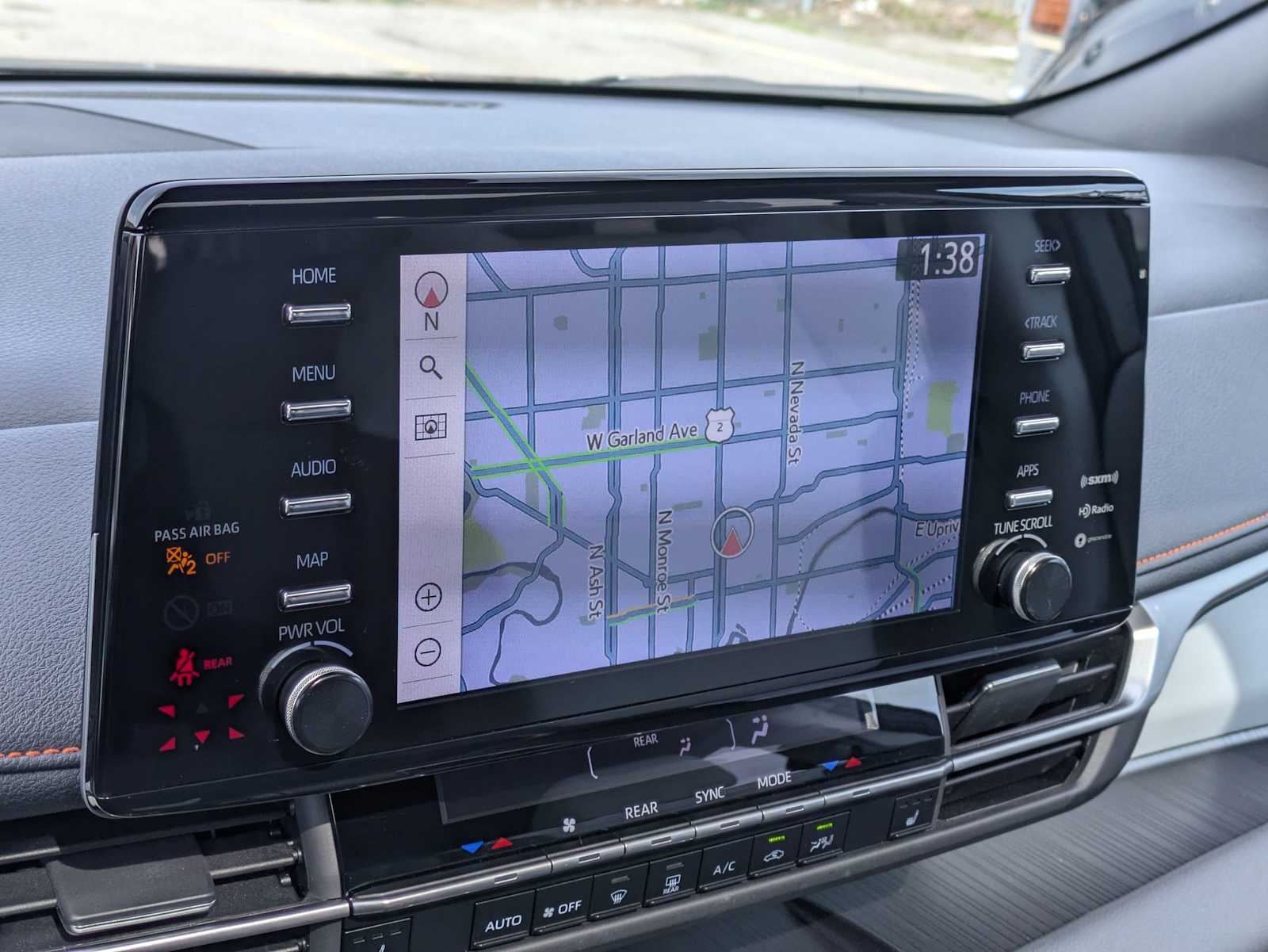 Thumbnail: 2024 Toyota Sienna - 28