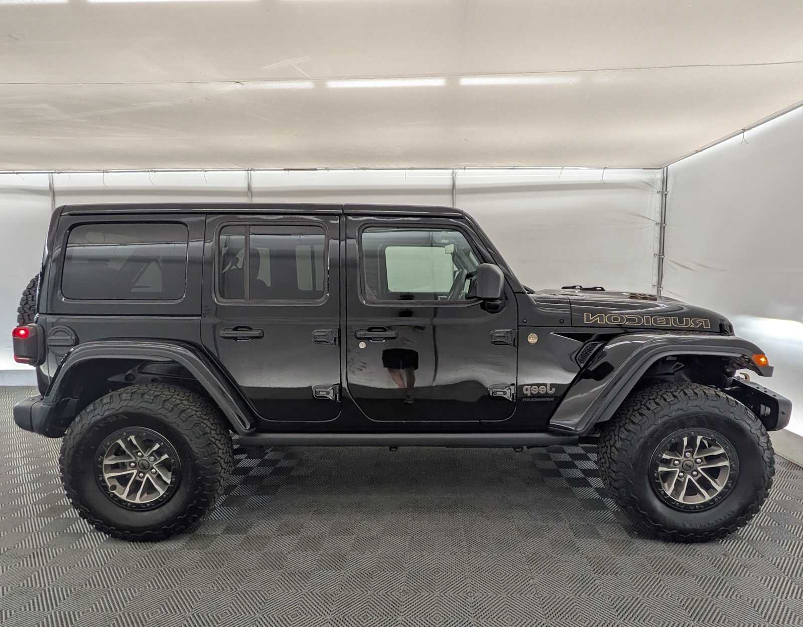 Thumbnail: 2024 Jeep Wrangler - 7