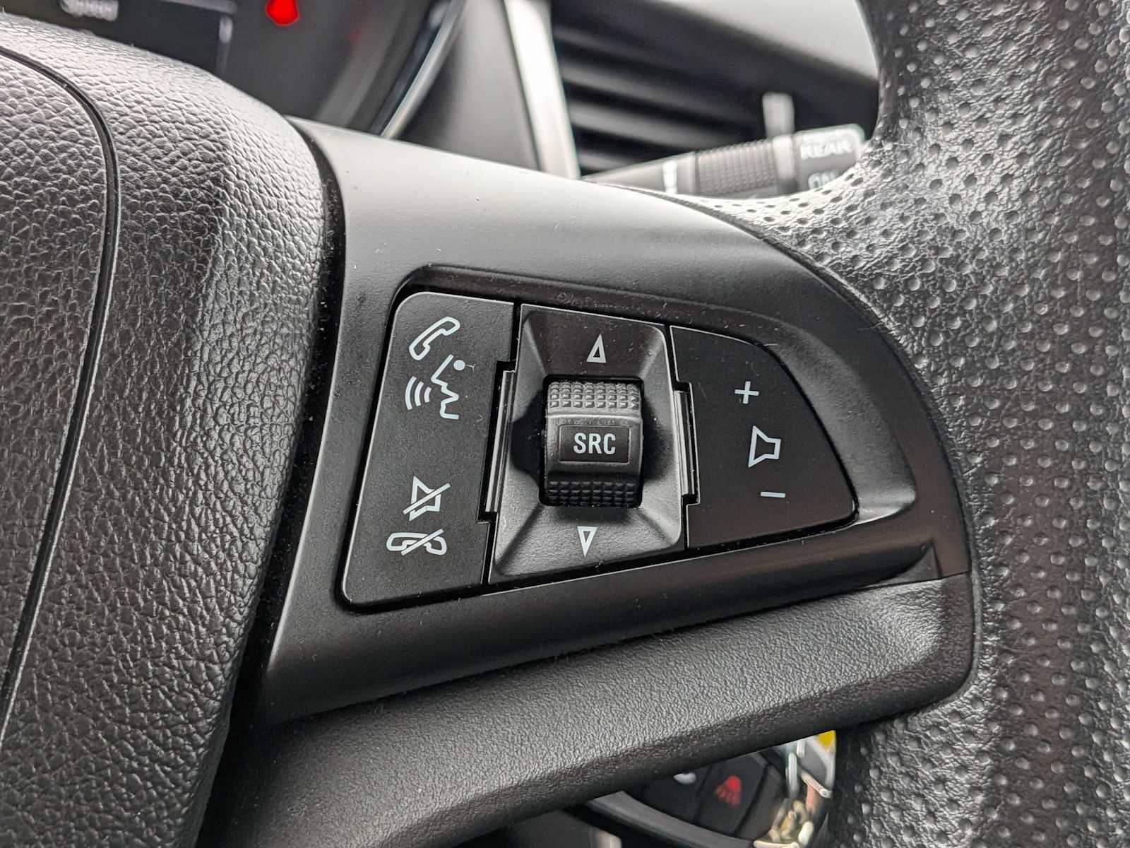 Thumbnail: 2021 Chevrolet Trax - 24