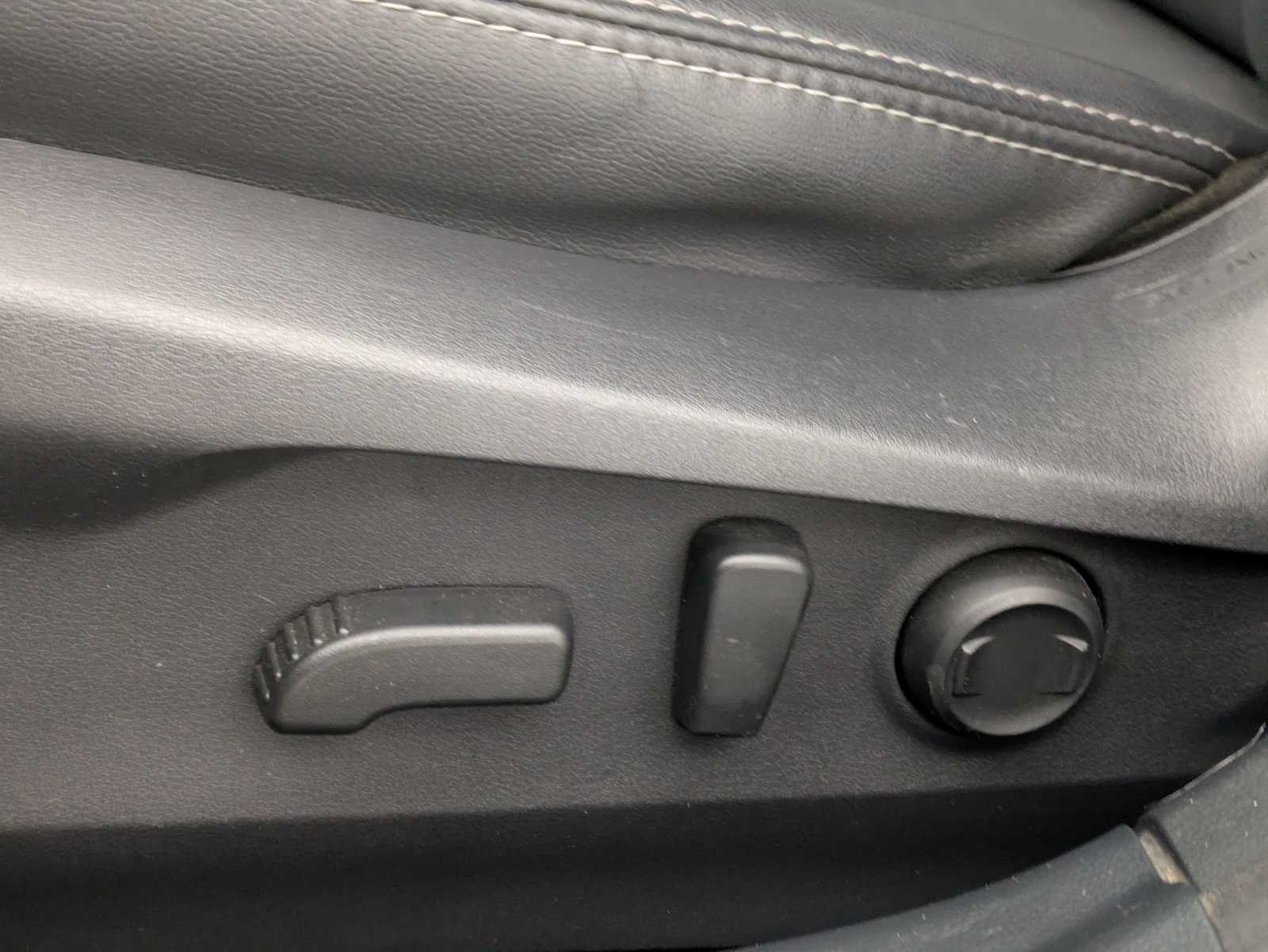 Thumbnail: 2022 Subaru Outback - 18