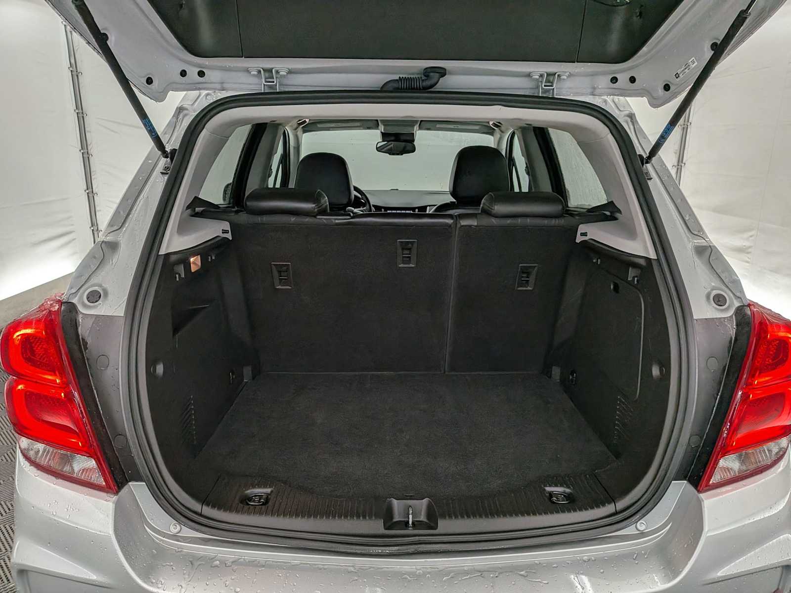 Thumbnail: 2021 Chevrolet Trax - 31