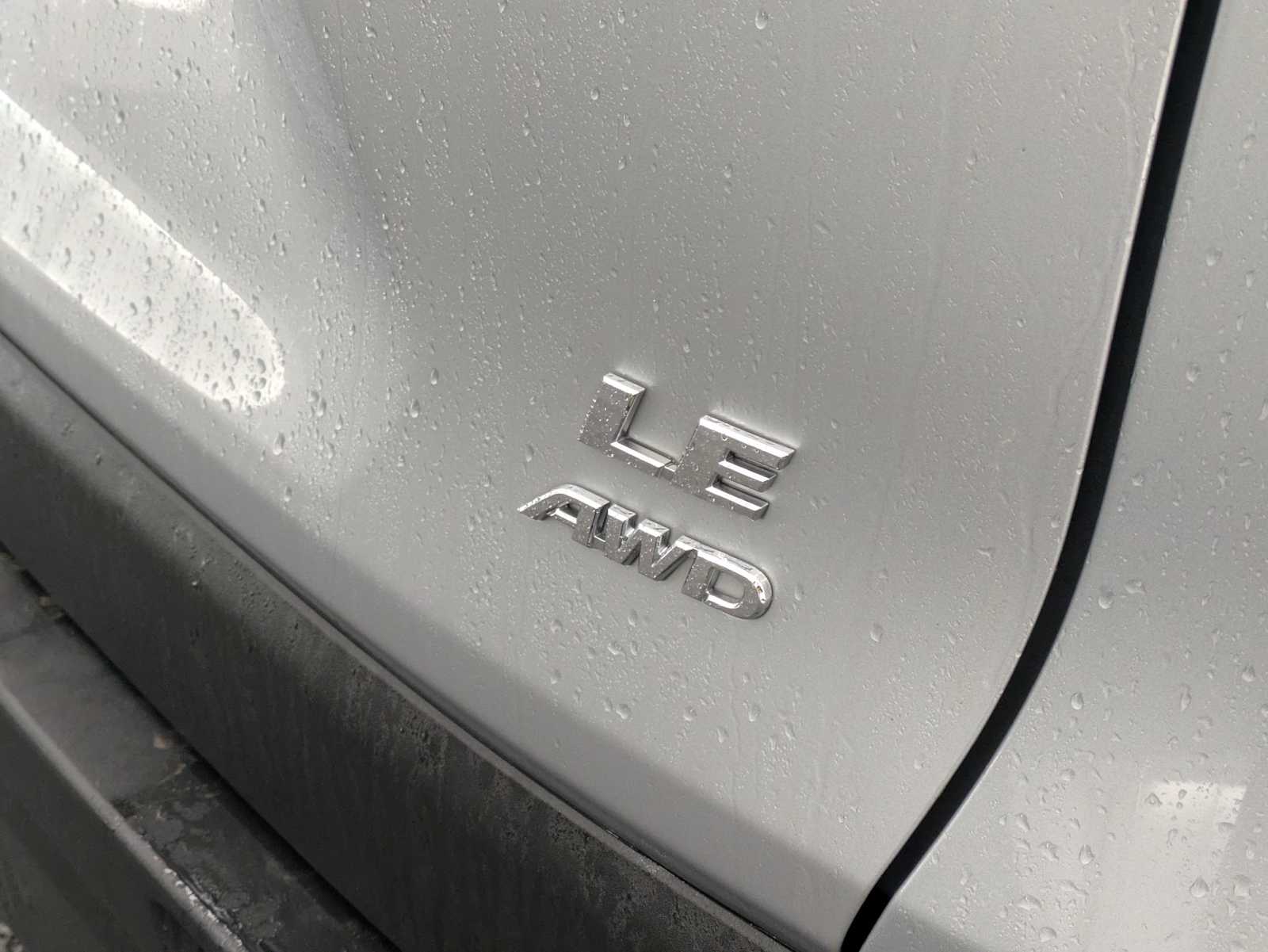 Thumbnail: 2024 Toyota RAV4 - 11