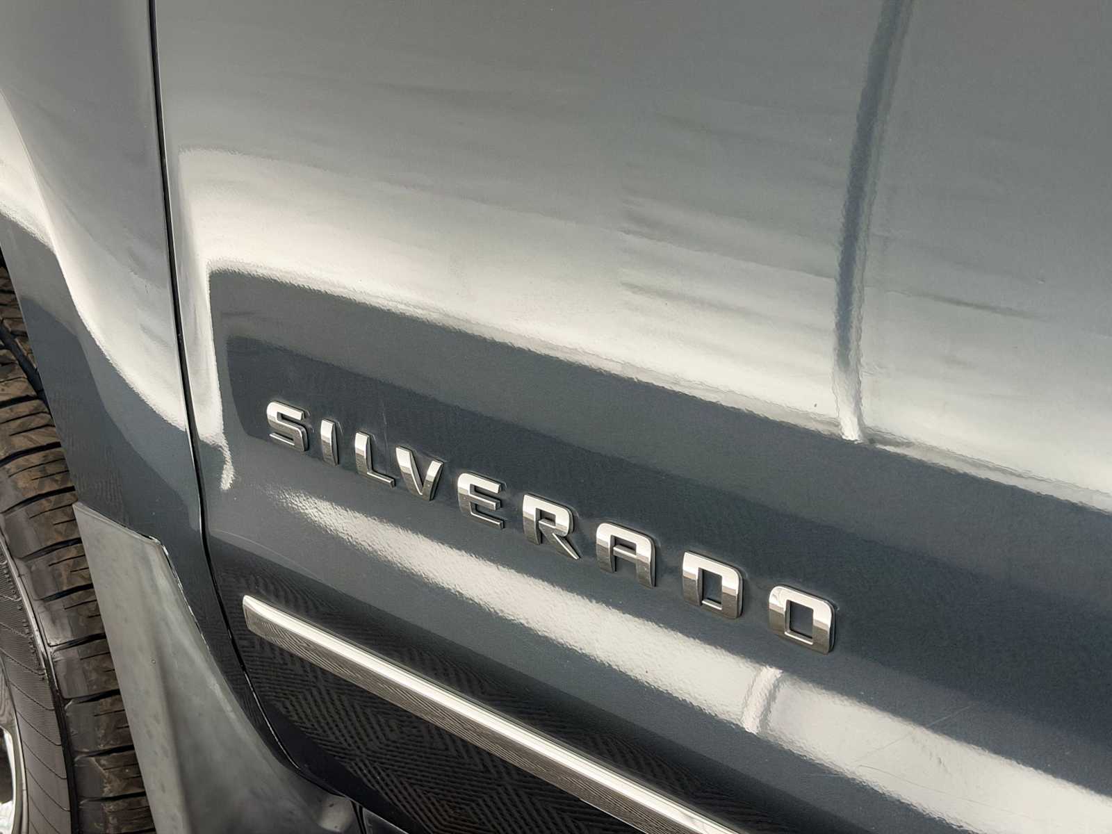 Thumbnail: 2018 Chevrolet Silverado 1500 - 11