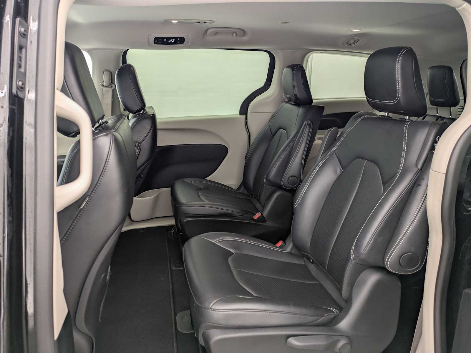 Thumbnail: 2024 Chrysler Pacifica - 20