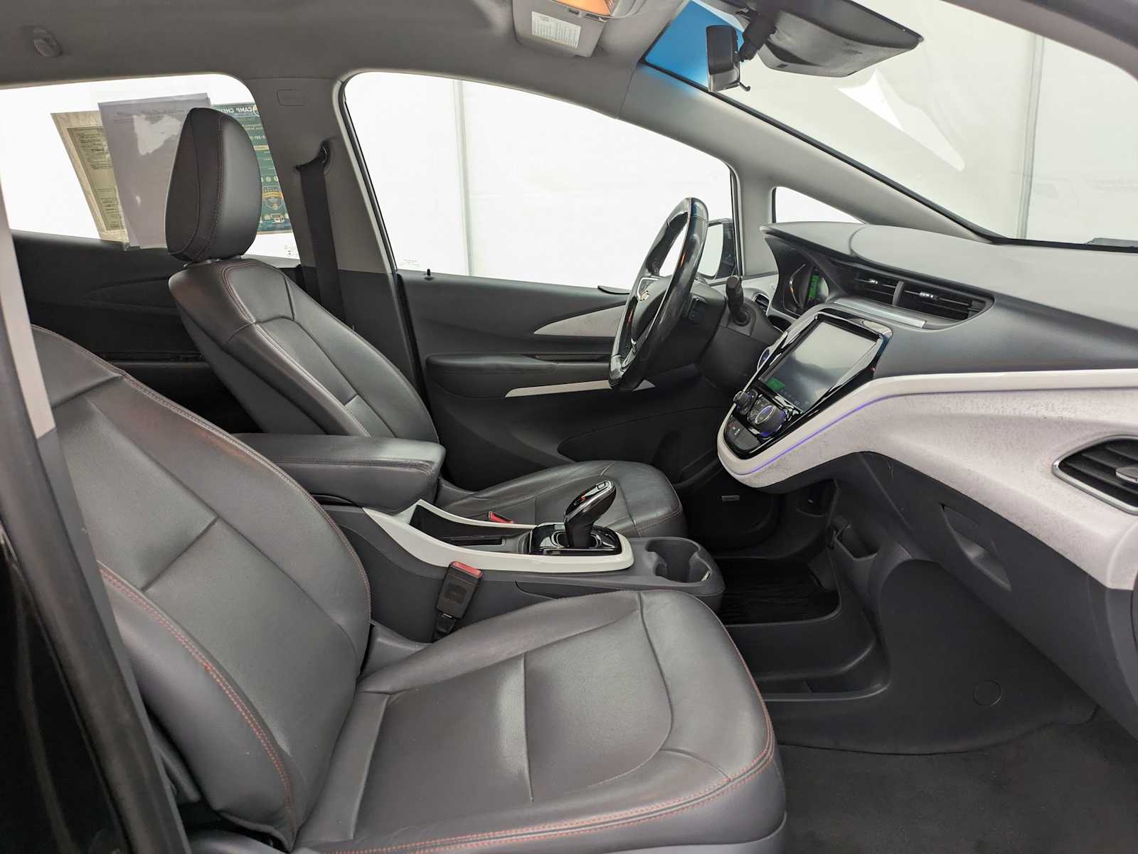 Thumbnail: 2019 Chevrolet Bolt EV - 21