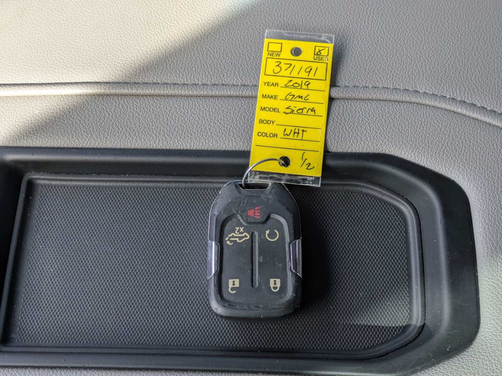 Thumbnail: 2019 GMC Sierra 1500 - 36