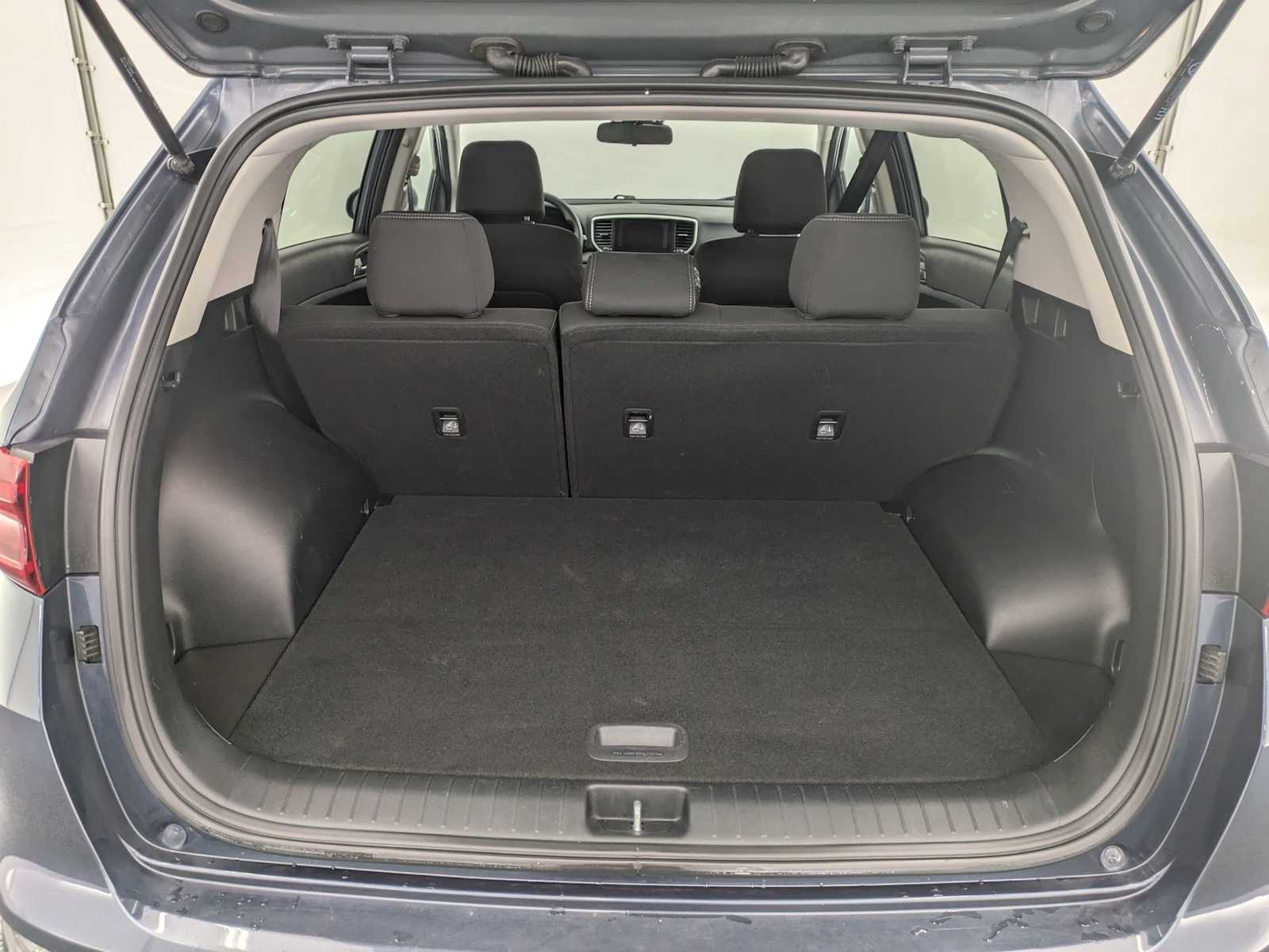 Thumbnail: 2020 Kia Sportage - 32