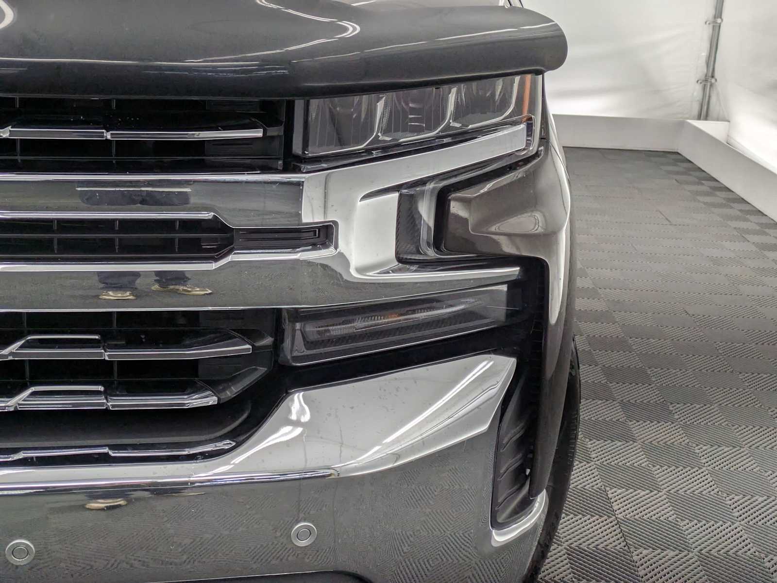 Thumbnail: 2020 Chevrolet Silverado 1500 - 10