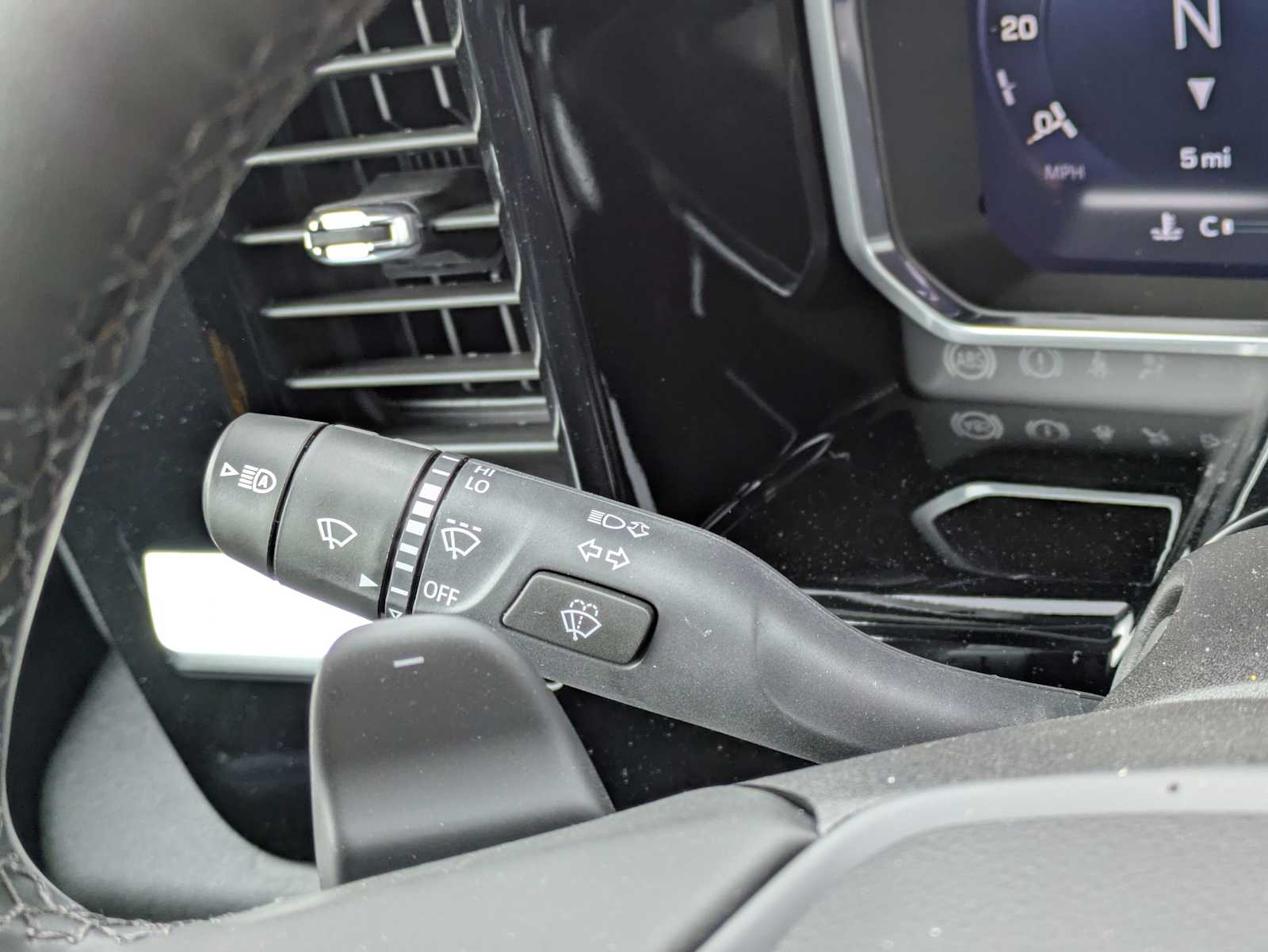 Thumbnail: 2026 Chevrolet Silverado 1500 - 28