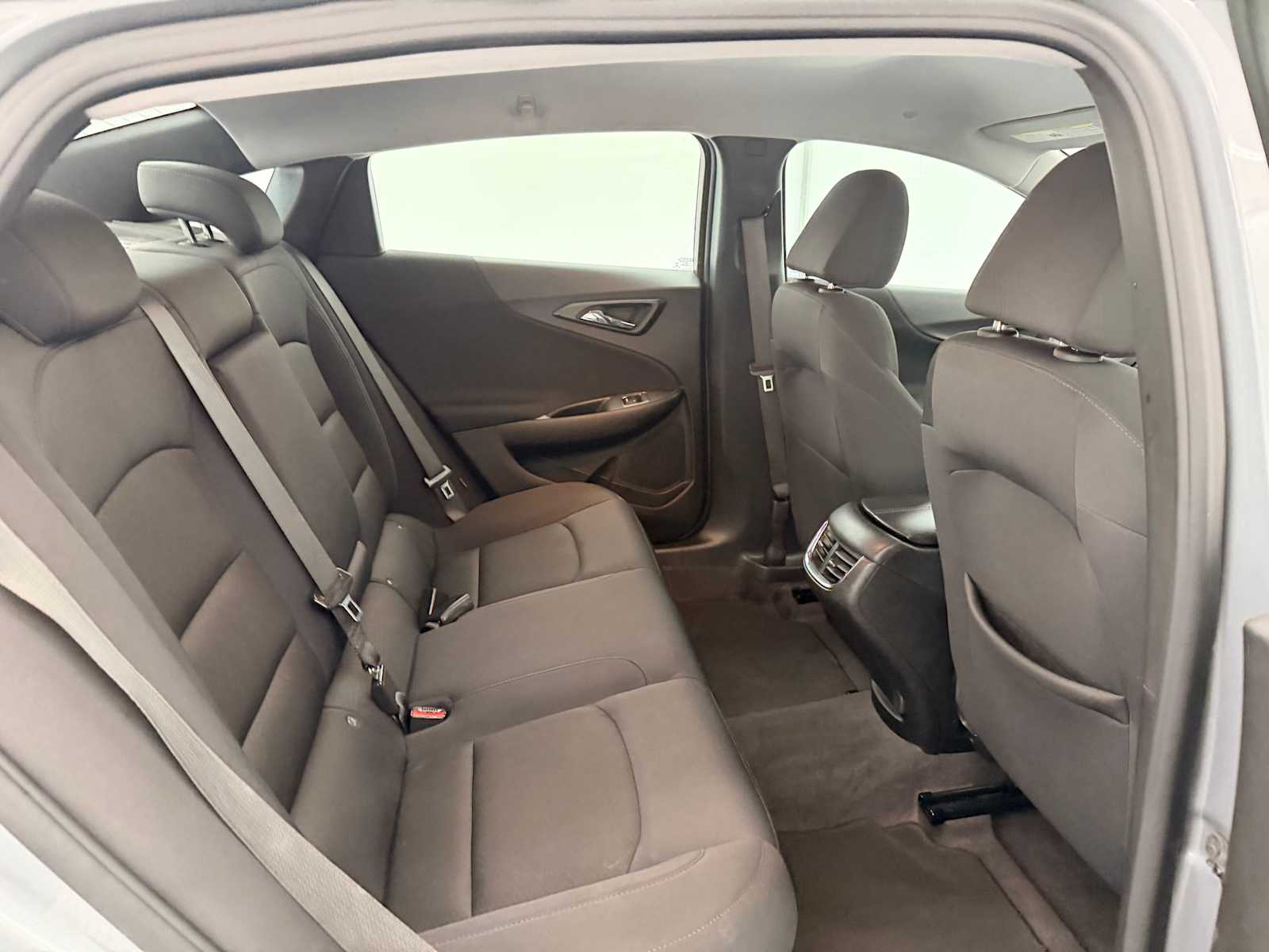 Thumbnail: 2023 Chevrolet Malibu - 20