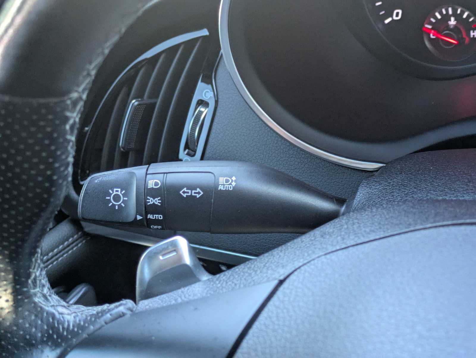 Thumbnail: 2022 Kia Stinger - 26