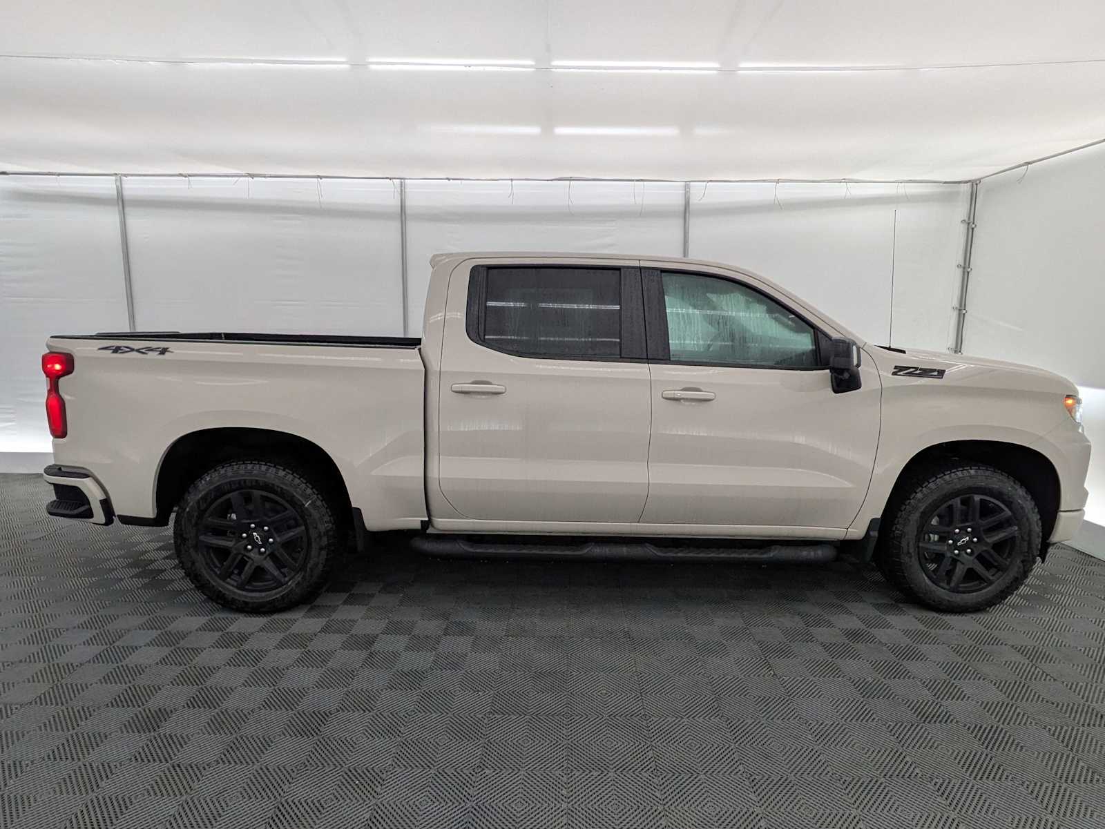 Thumbnail: 2026 Chevrolet Silverado 1500 - 7