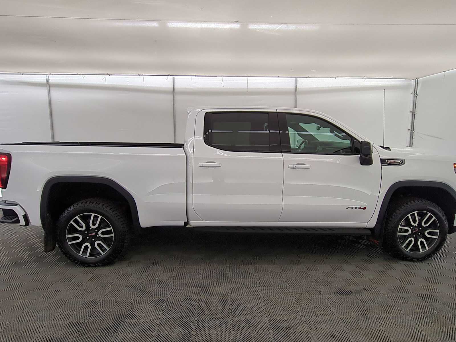 Thumbnail: 2025 GMC Sierra 1500 - 7