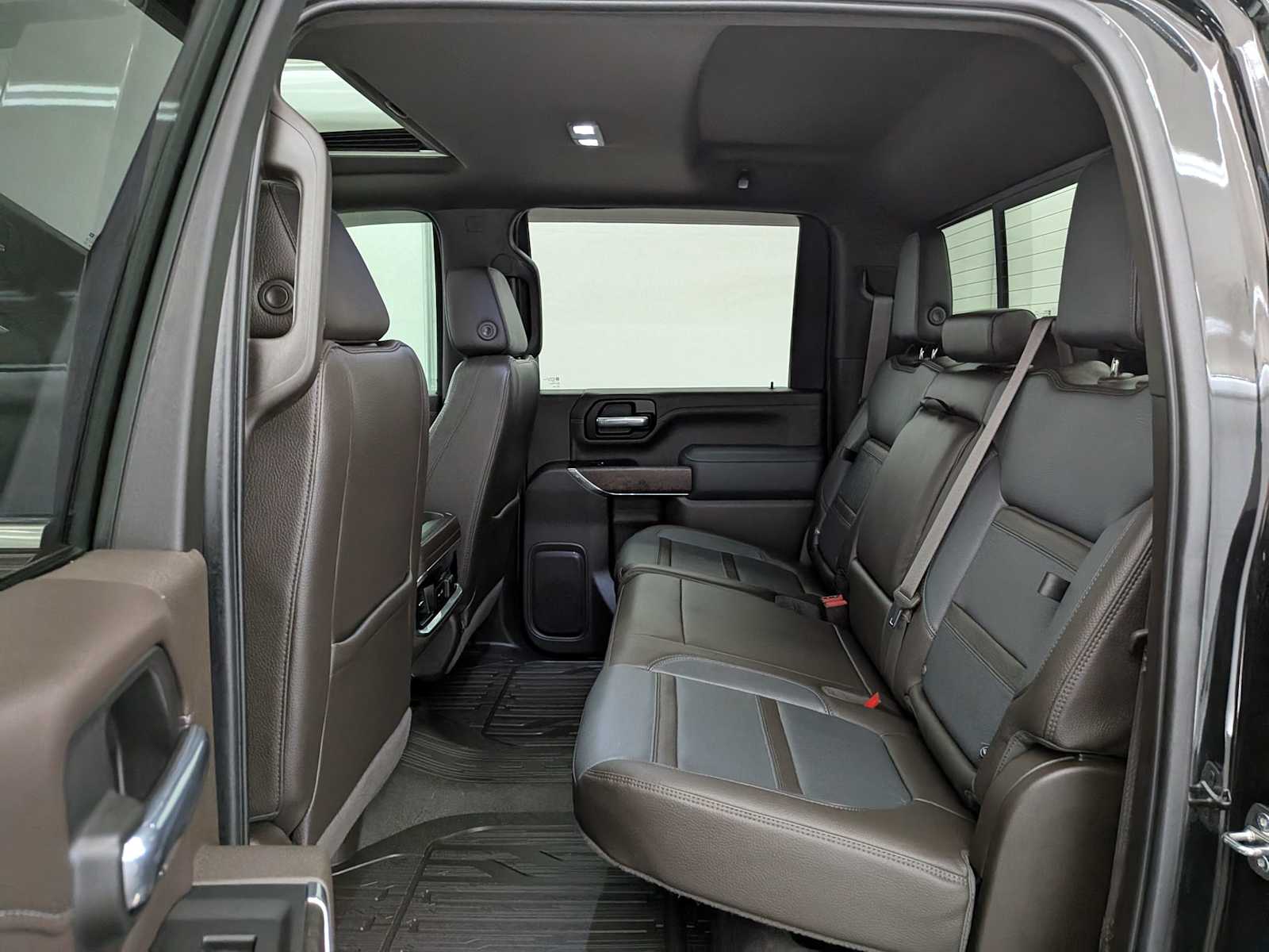 Thumbnail: 2022 GMC Sierra 3500 - 22