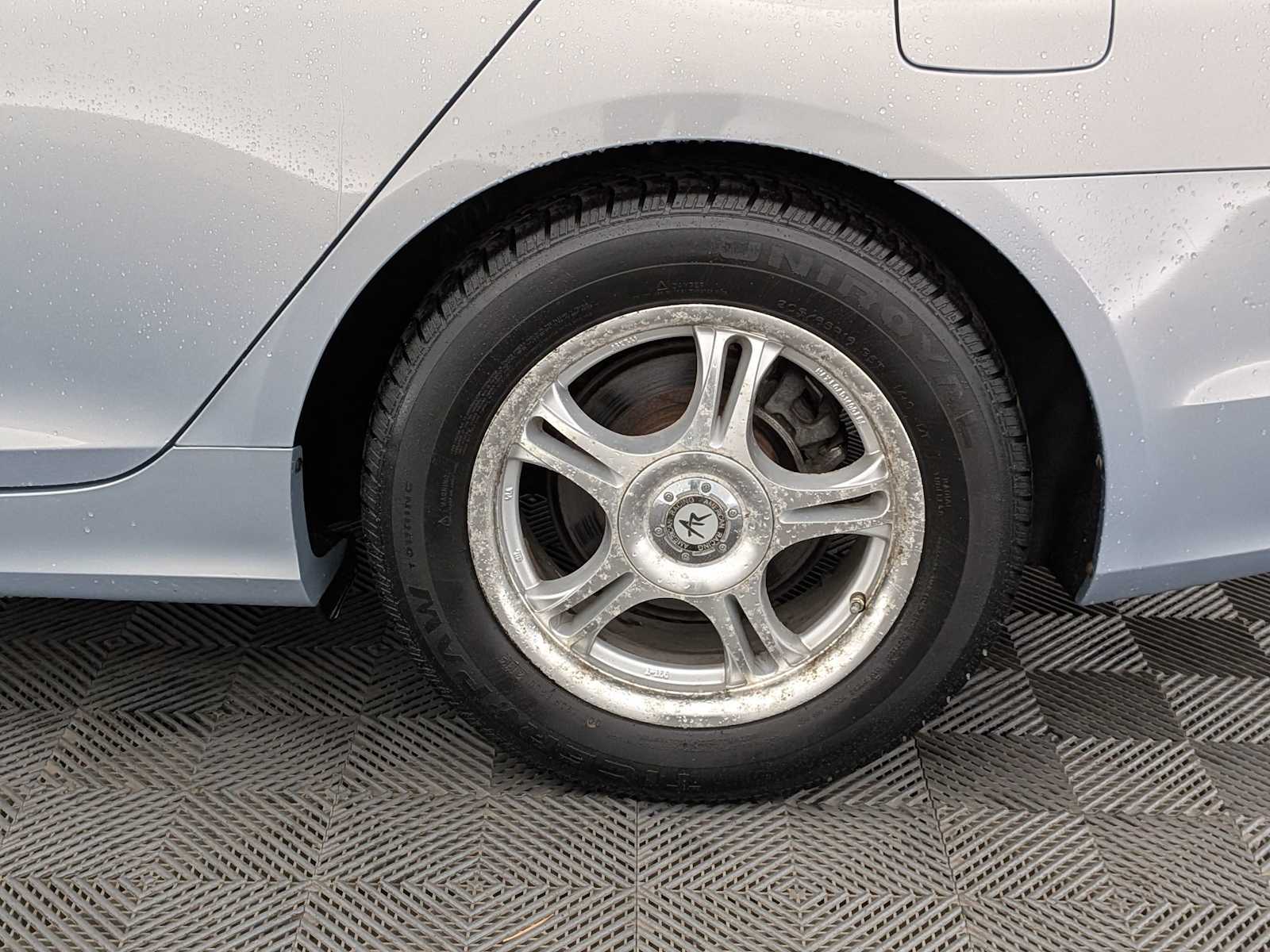 Thumbnail: 2011 Hyundai Sonata - 13