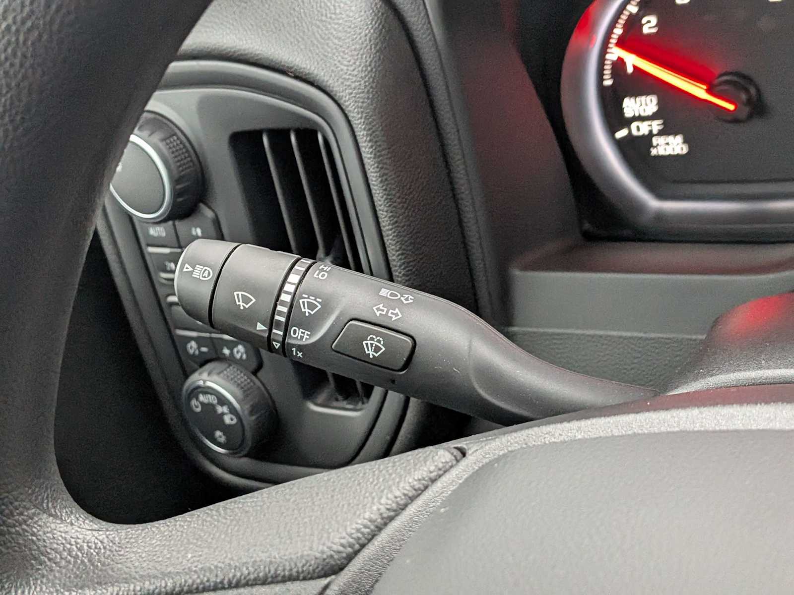 Thumbnail: 2025 Chevrolet Silverado 1500 - 27