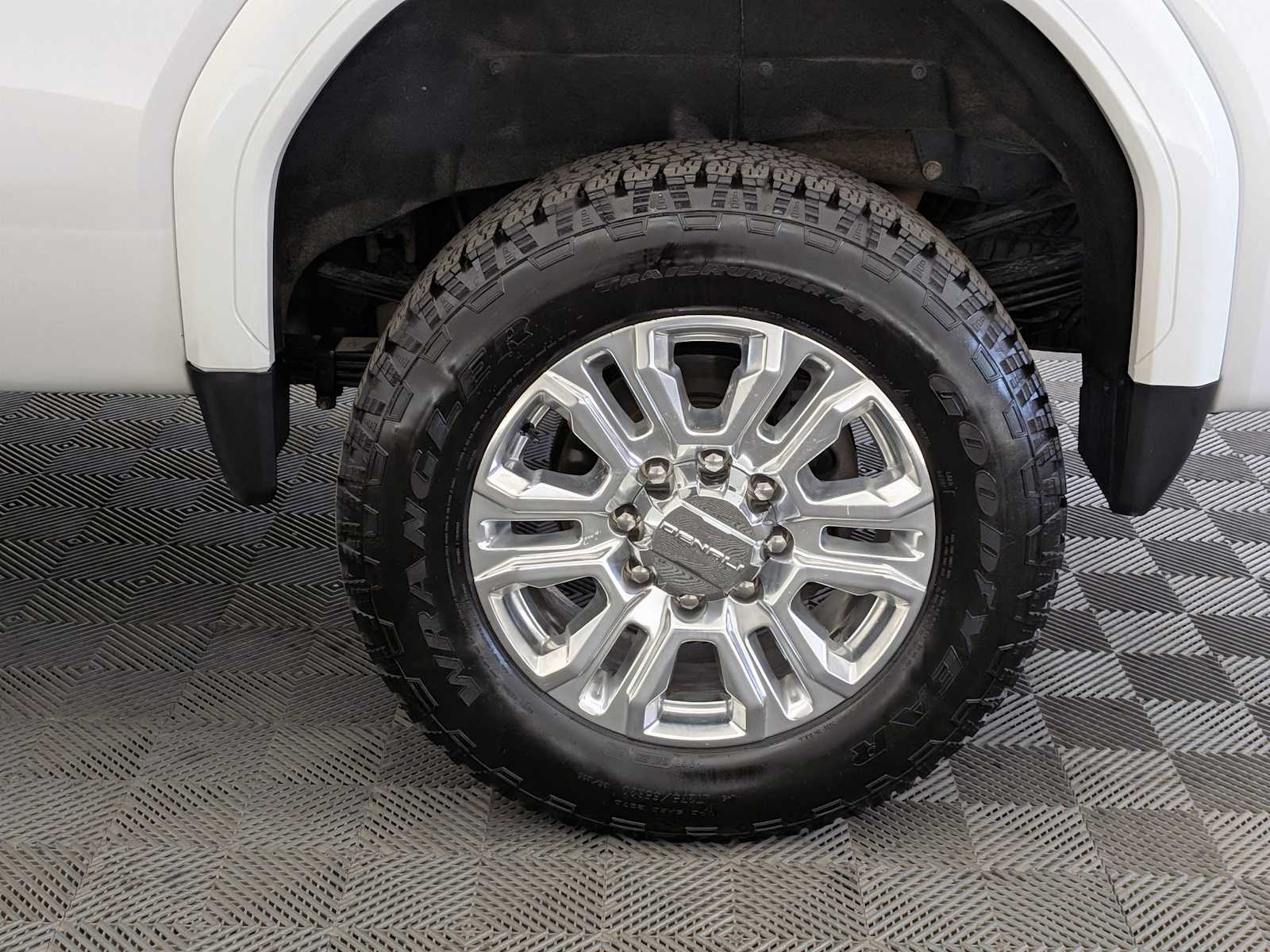 Thumbnail: 2023 GMC Sierra 3500 - 14