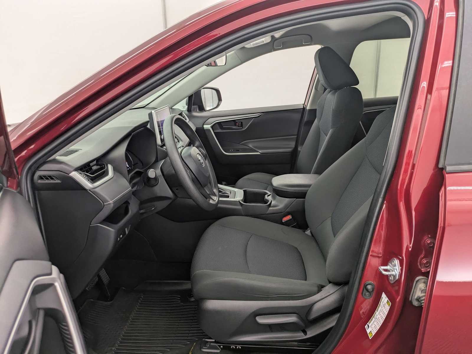 Thumbnail: 2024 Toyota RAV4 - 15