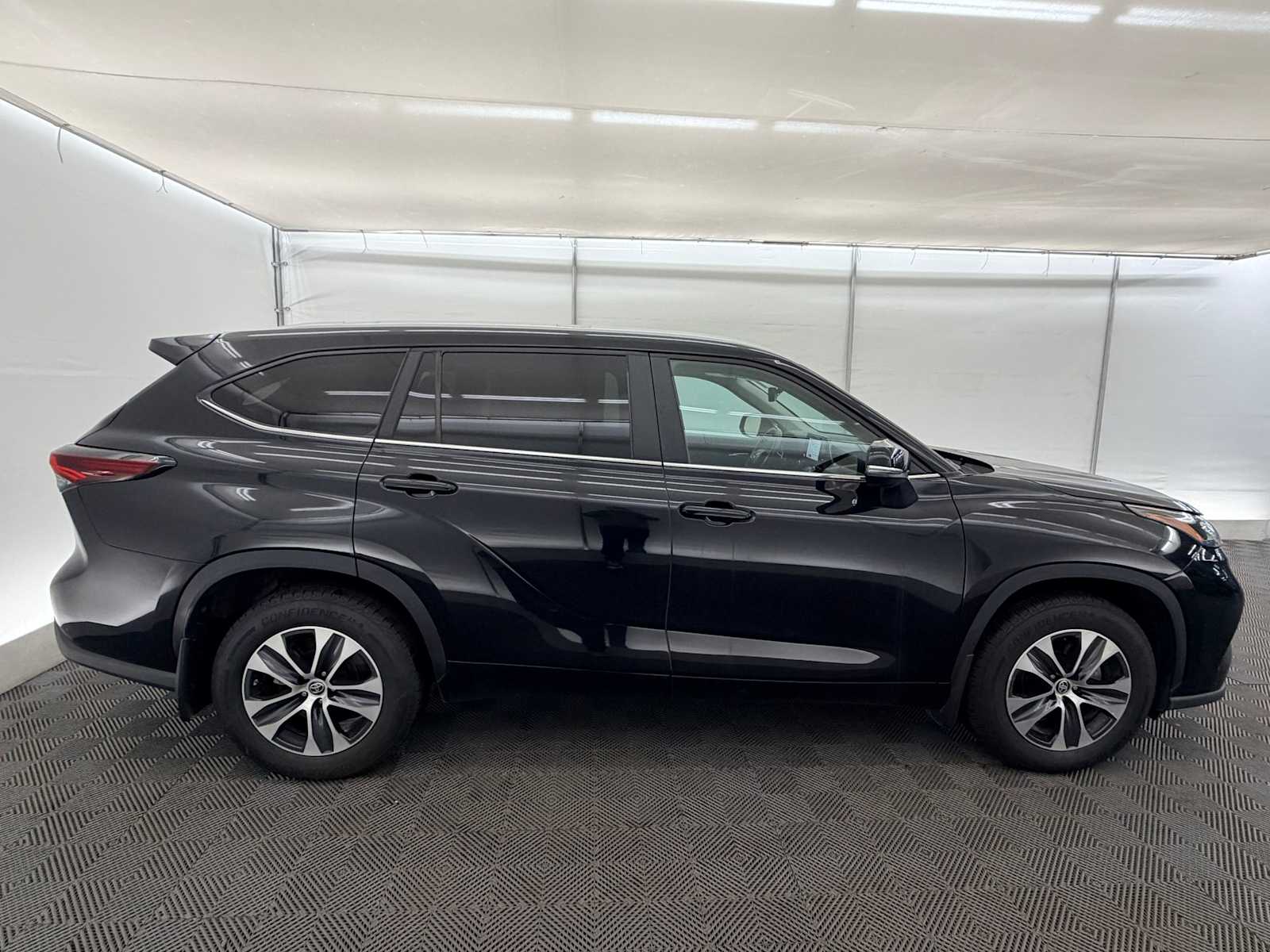 Thumbnail: 2024 Toyota Highlander - 7