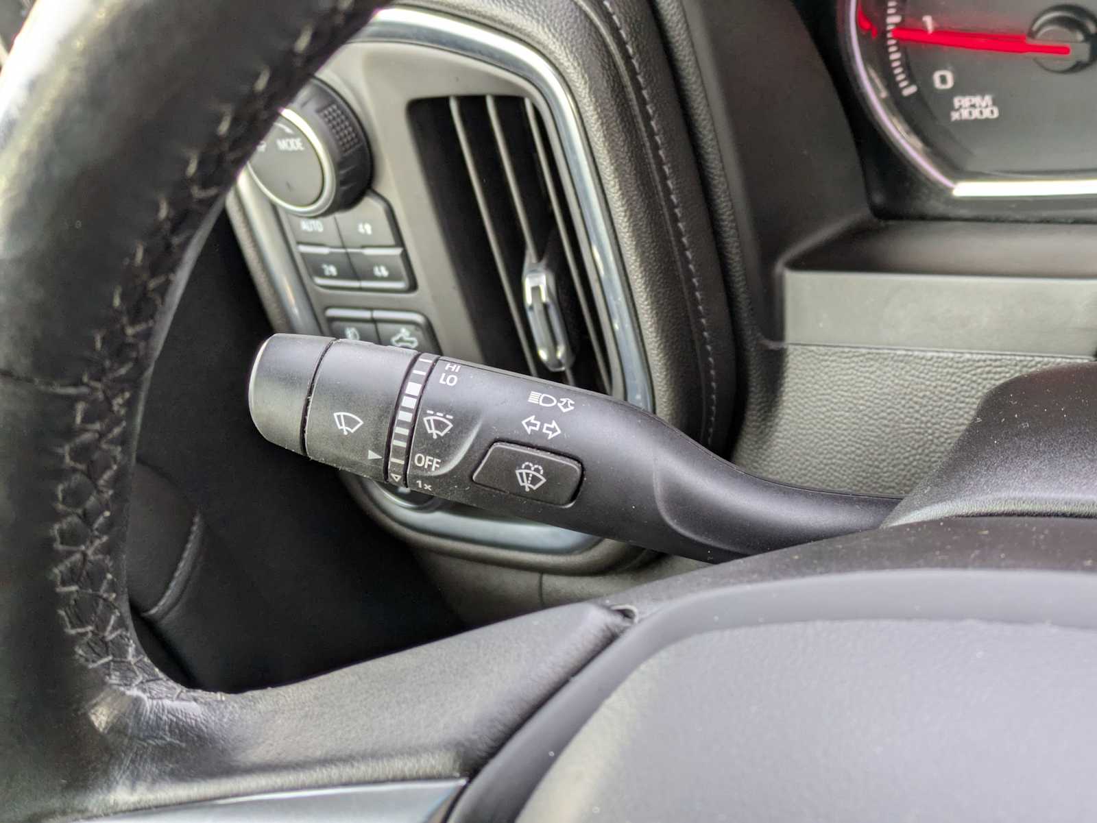 Thumbnail: 2022 Chevrolet Silverado 1500 - 28