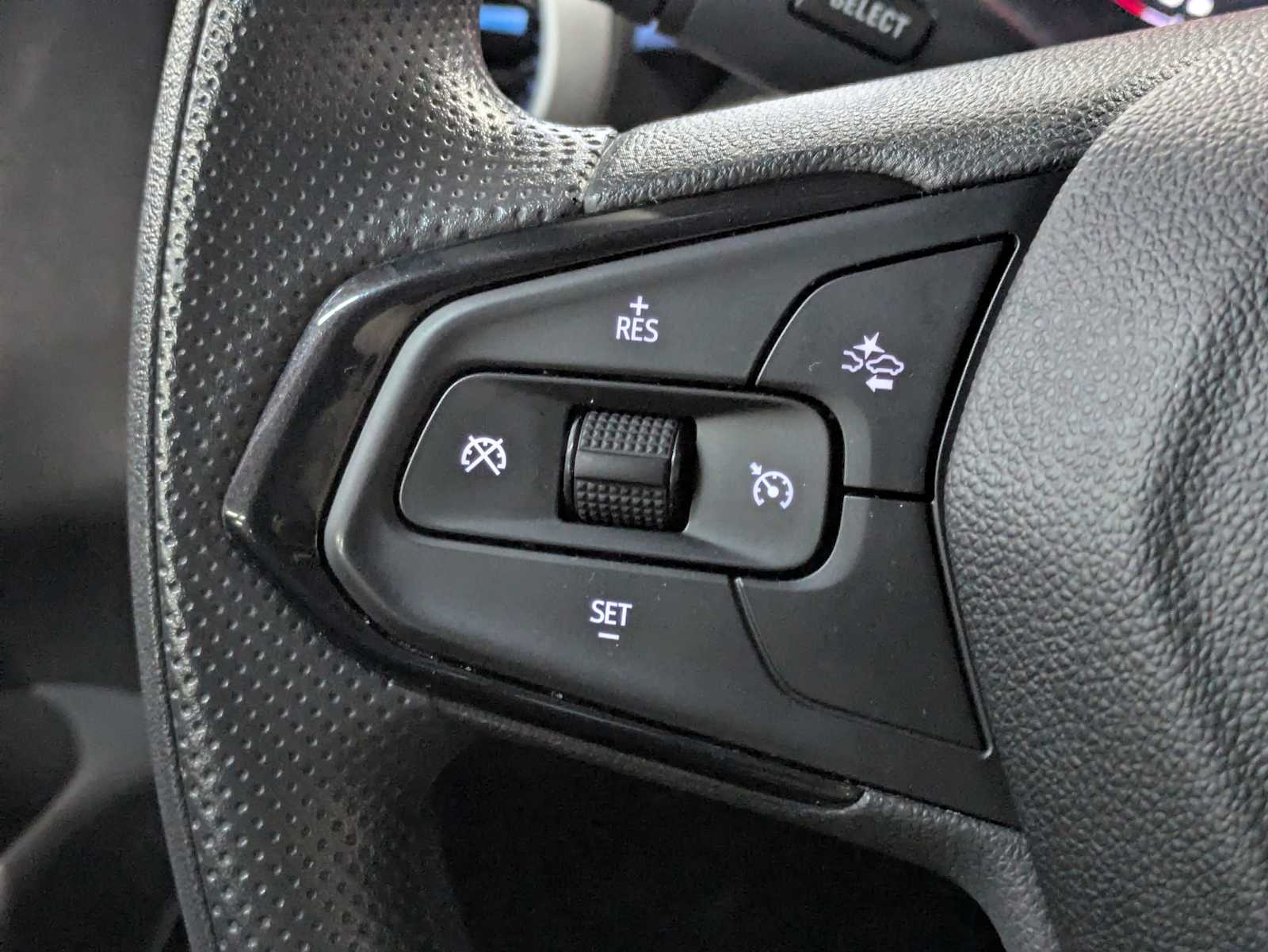 Thumbnail: 2025 Chevrolet Trax - 23