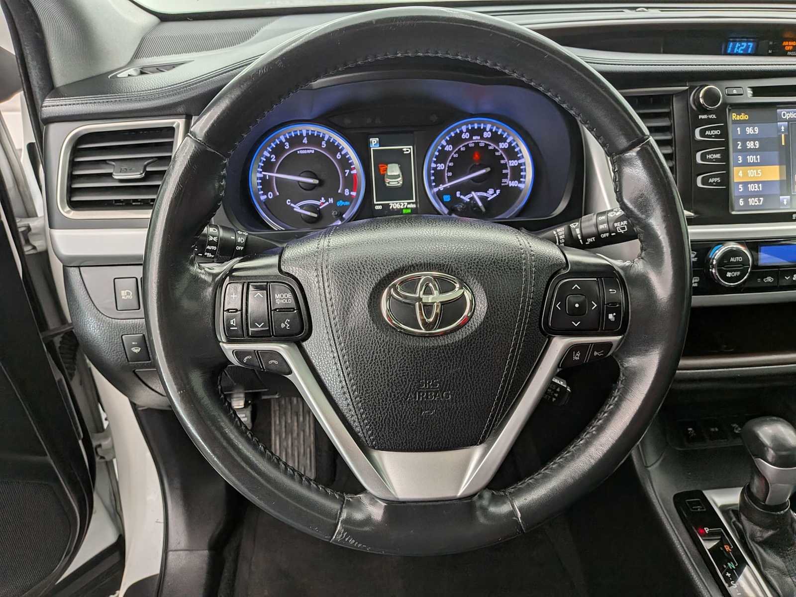 Thumbnail: 2019 Toyota Highlander - 23