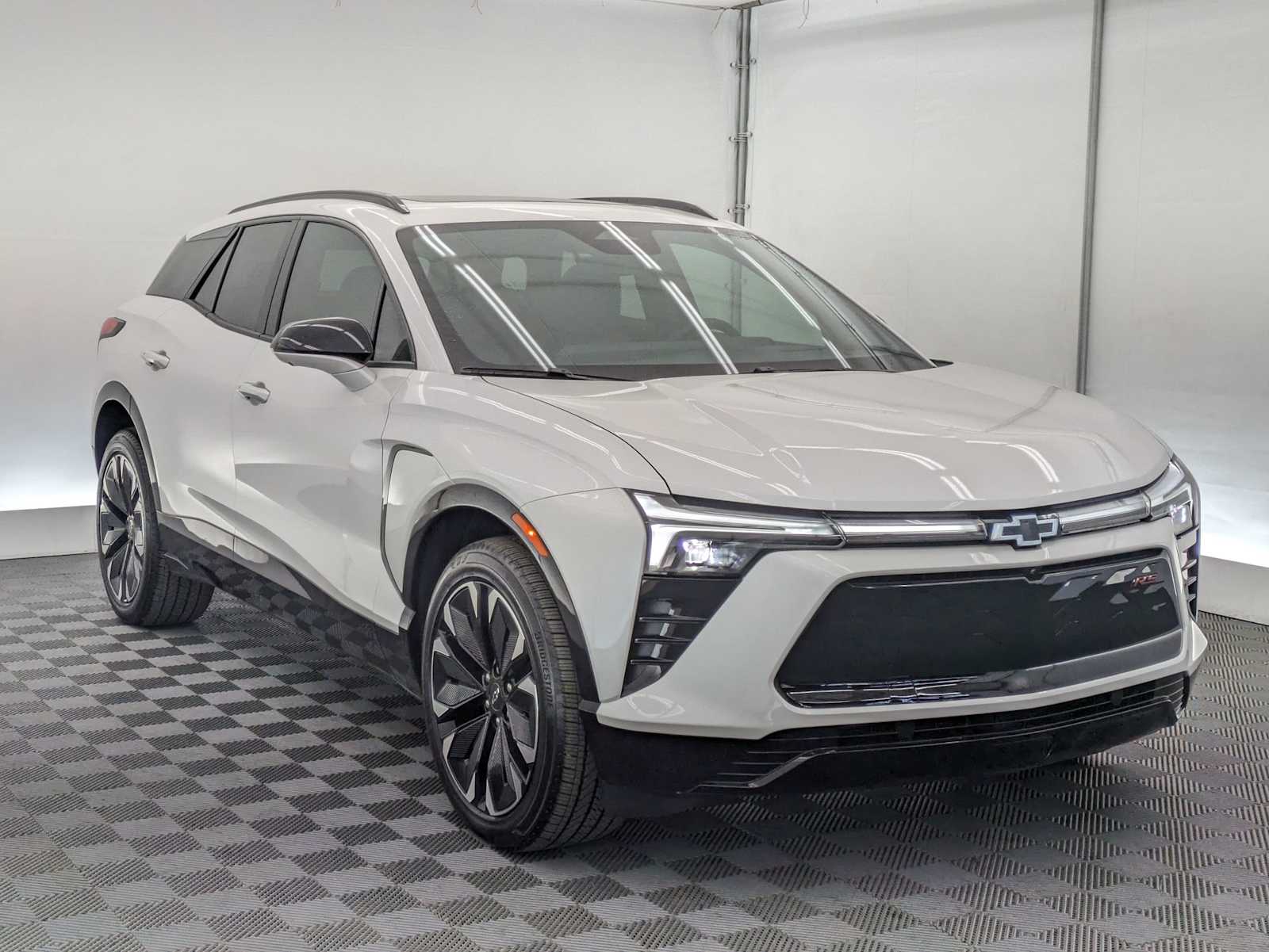 Thumbnail: 2025 Chevrolet Blazer EV - 8