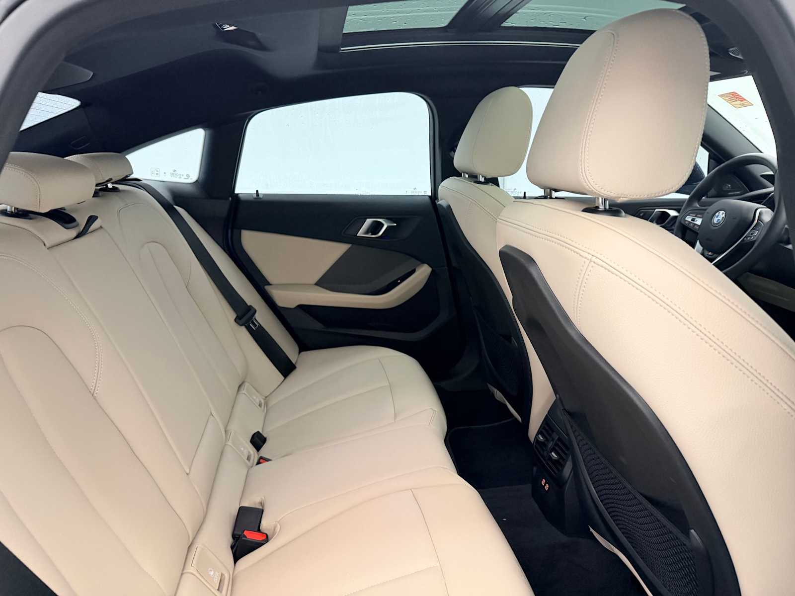 Thumbnail: 2024 BMW 2 Series - 22